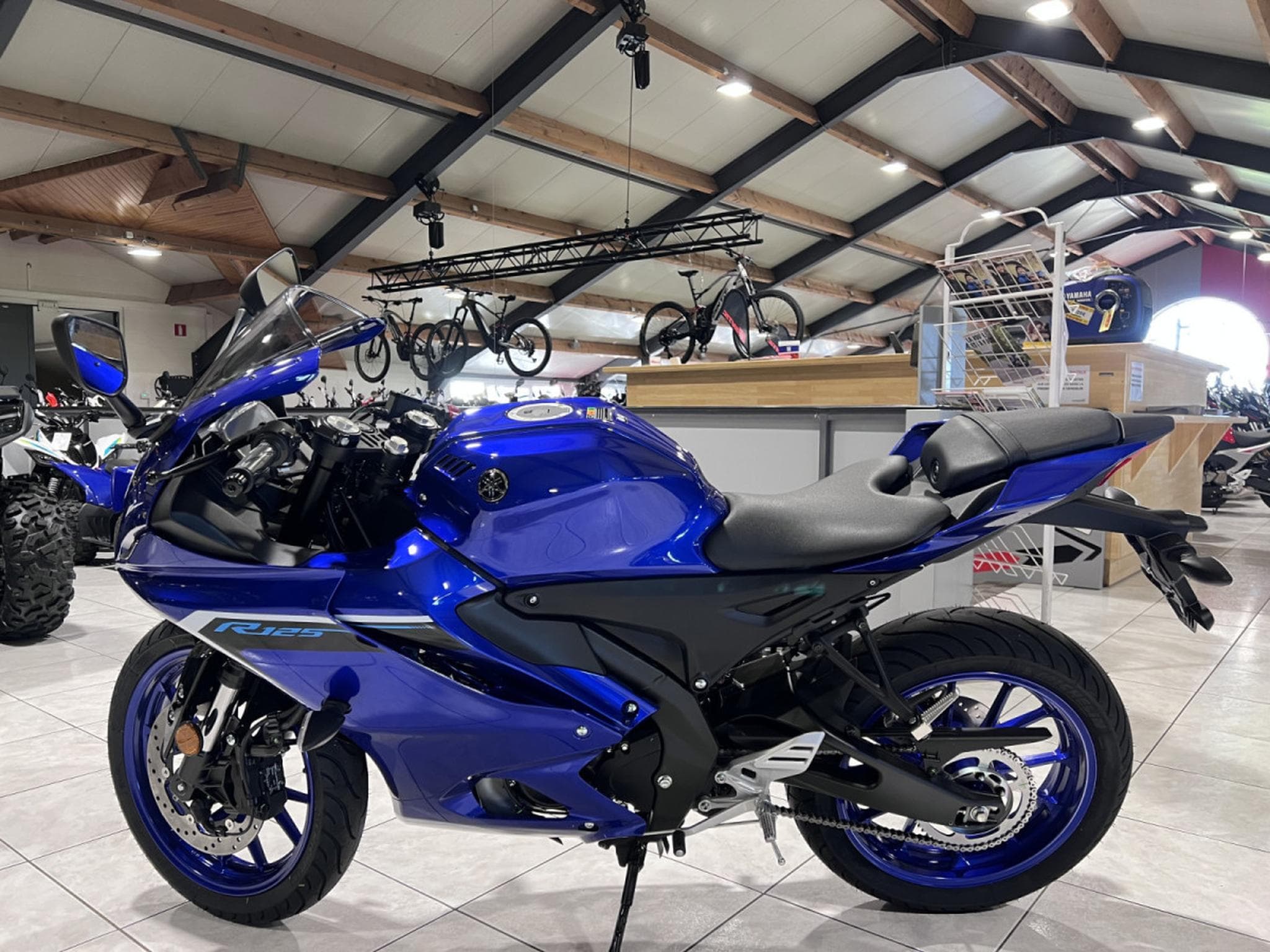 Yamaha YZF (2026) - Foto 4