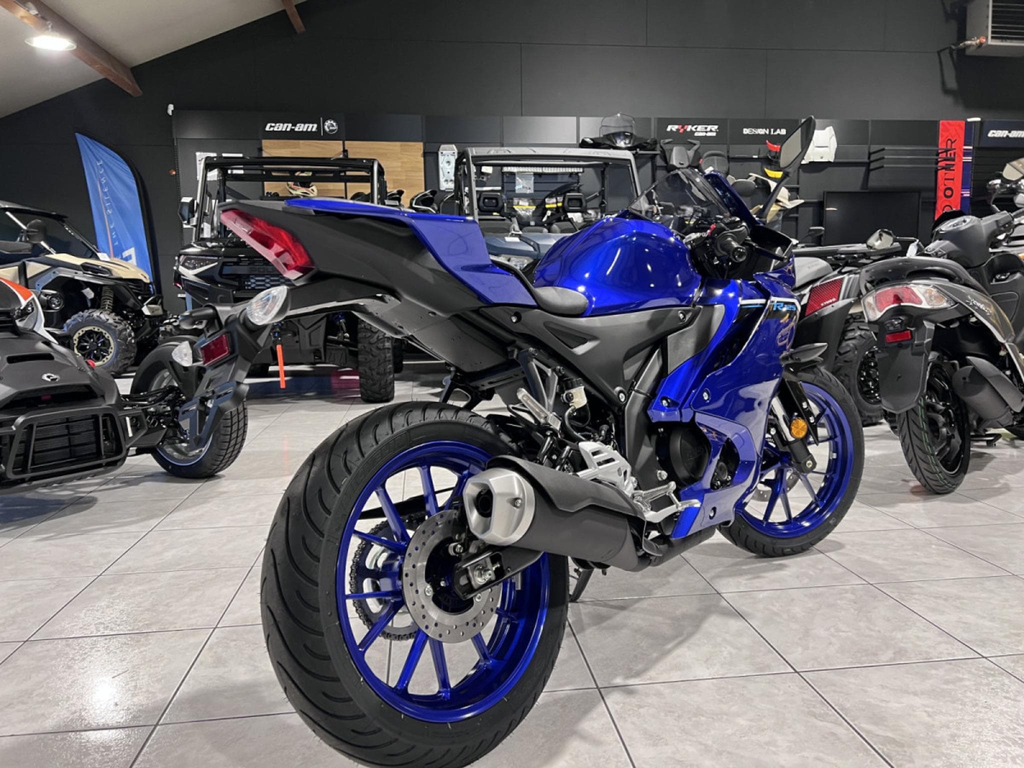Yamaha YZF (2026) - Foto 3