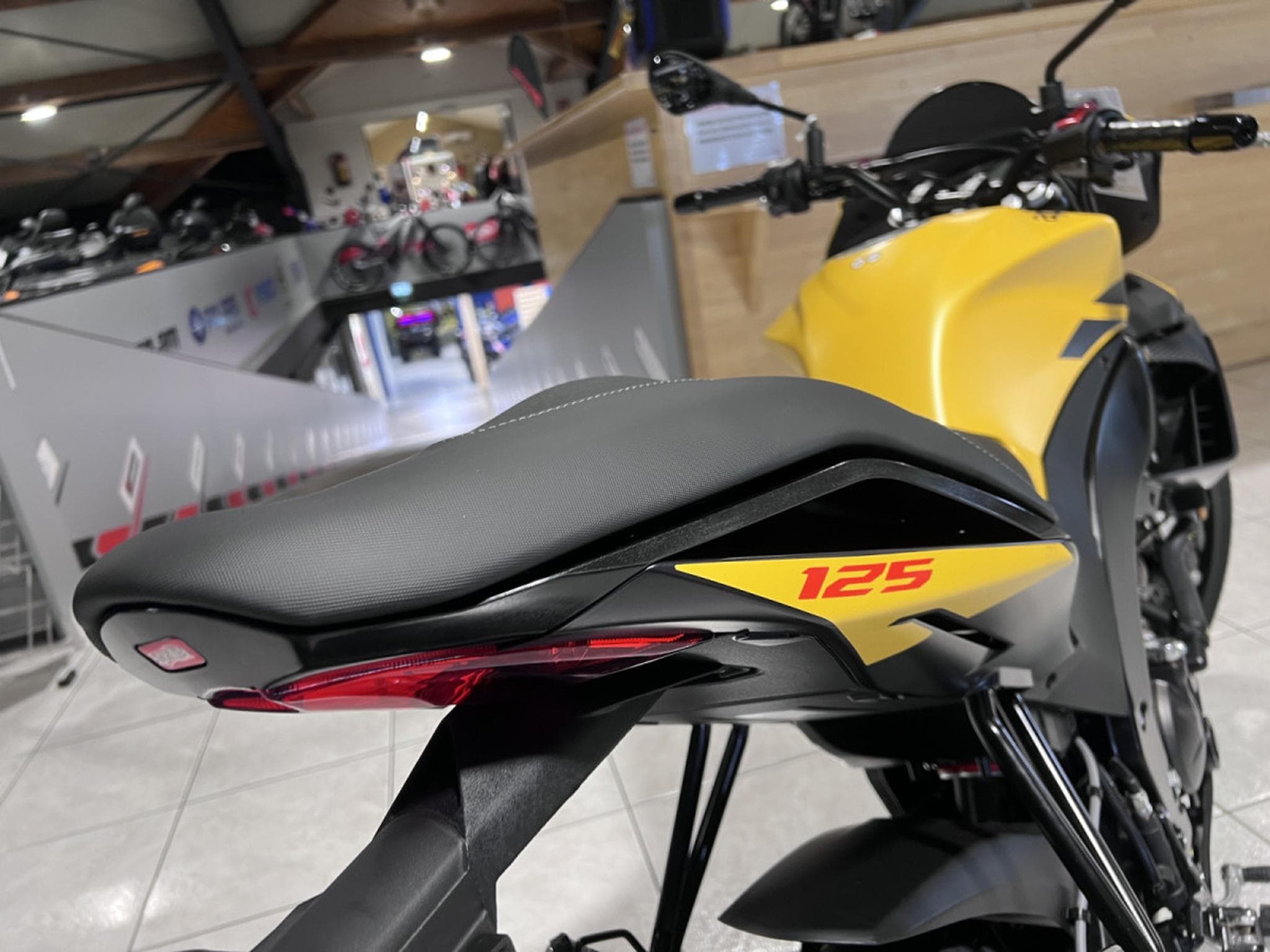 Aprilia Tuono 125 (2026) - Photo 5