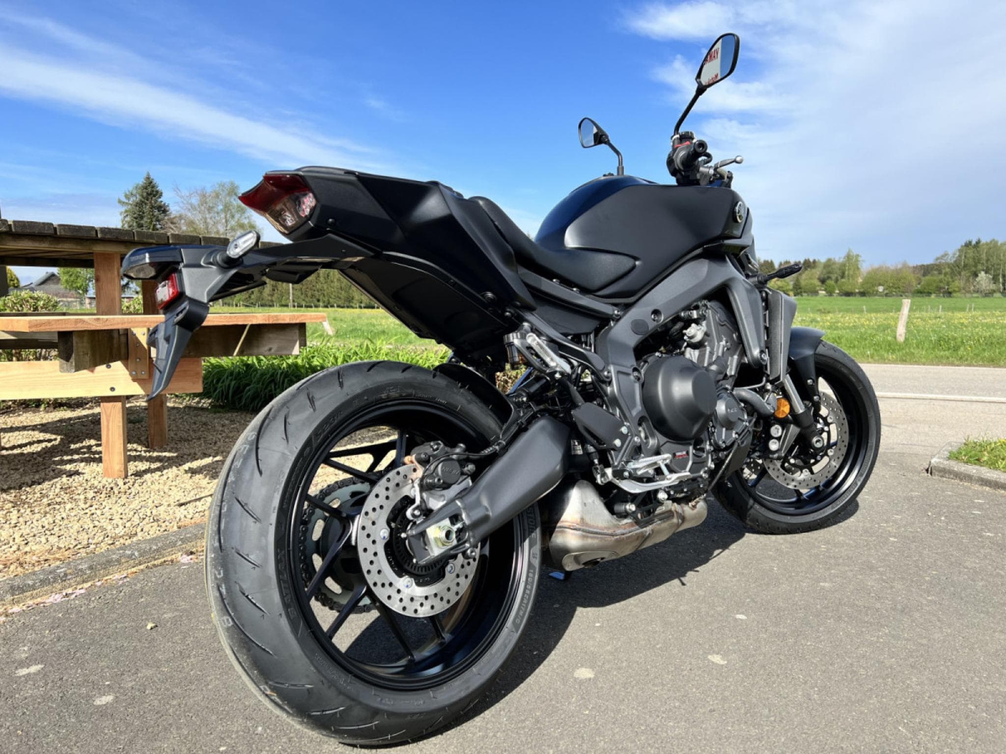 Yamaha MT09 (2026) - Photo 2