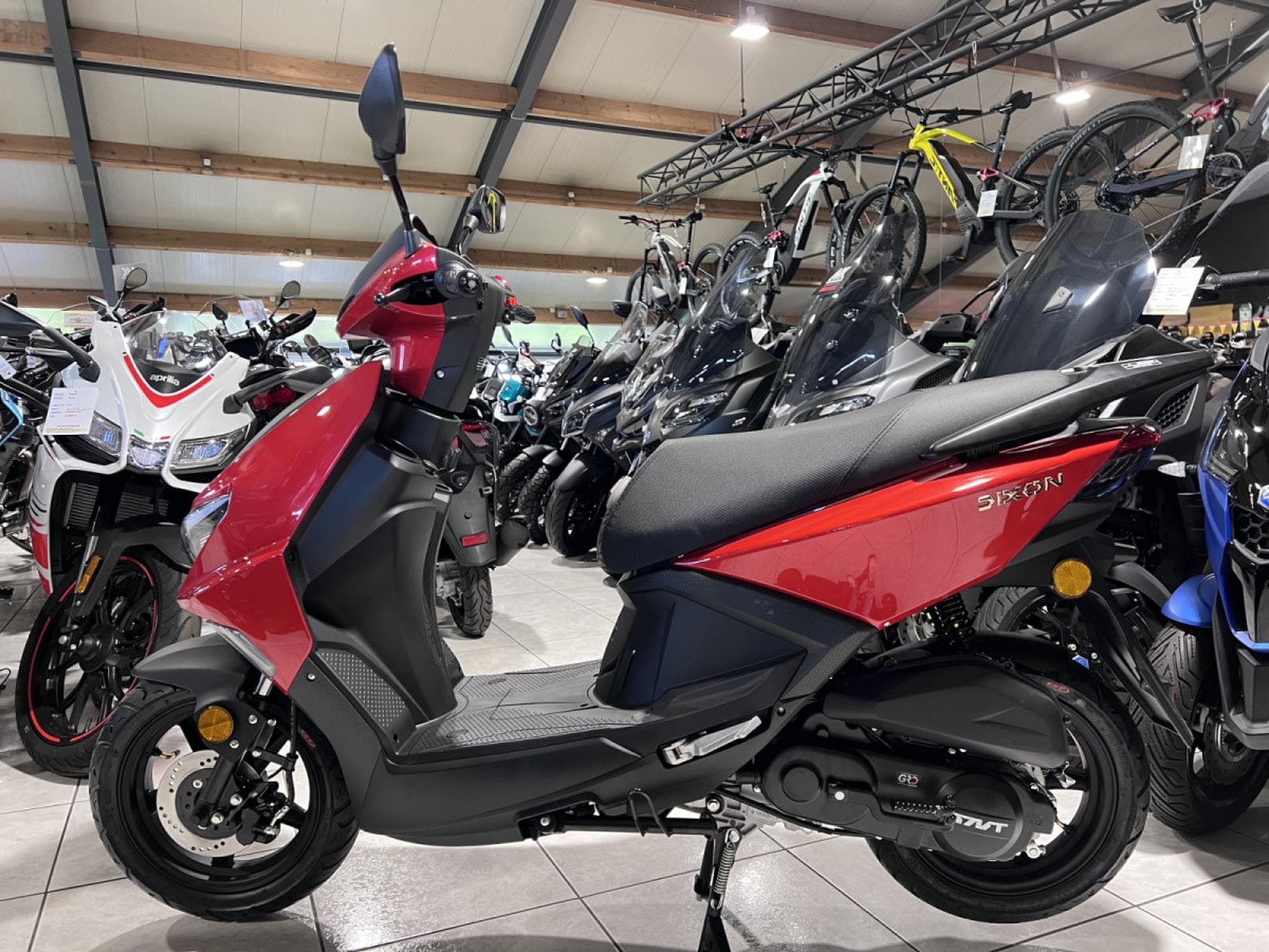 TNT Motor Dixon 12 Classe A 25 Km/h (2026) - Photo 4