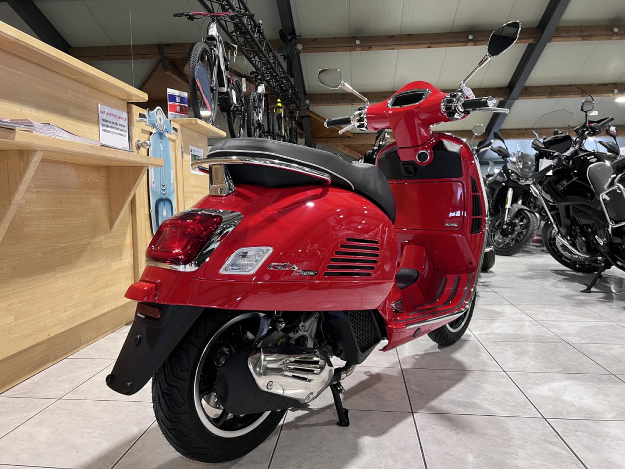 Vespa GTS 125 (2026) - Foto 3