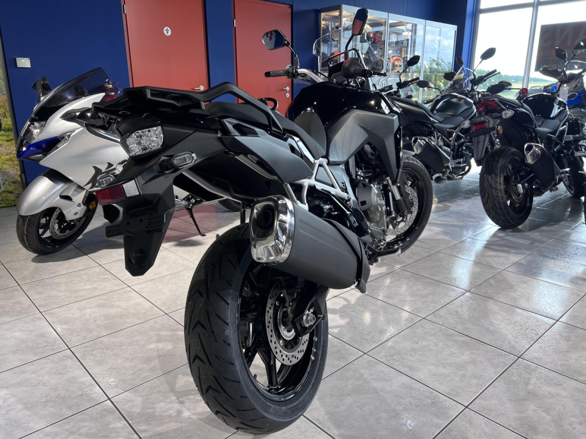 Suzuki V-Strom 800 (2026) - Photo 3