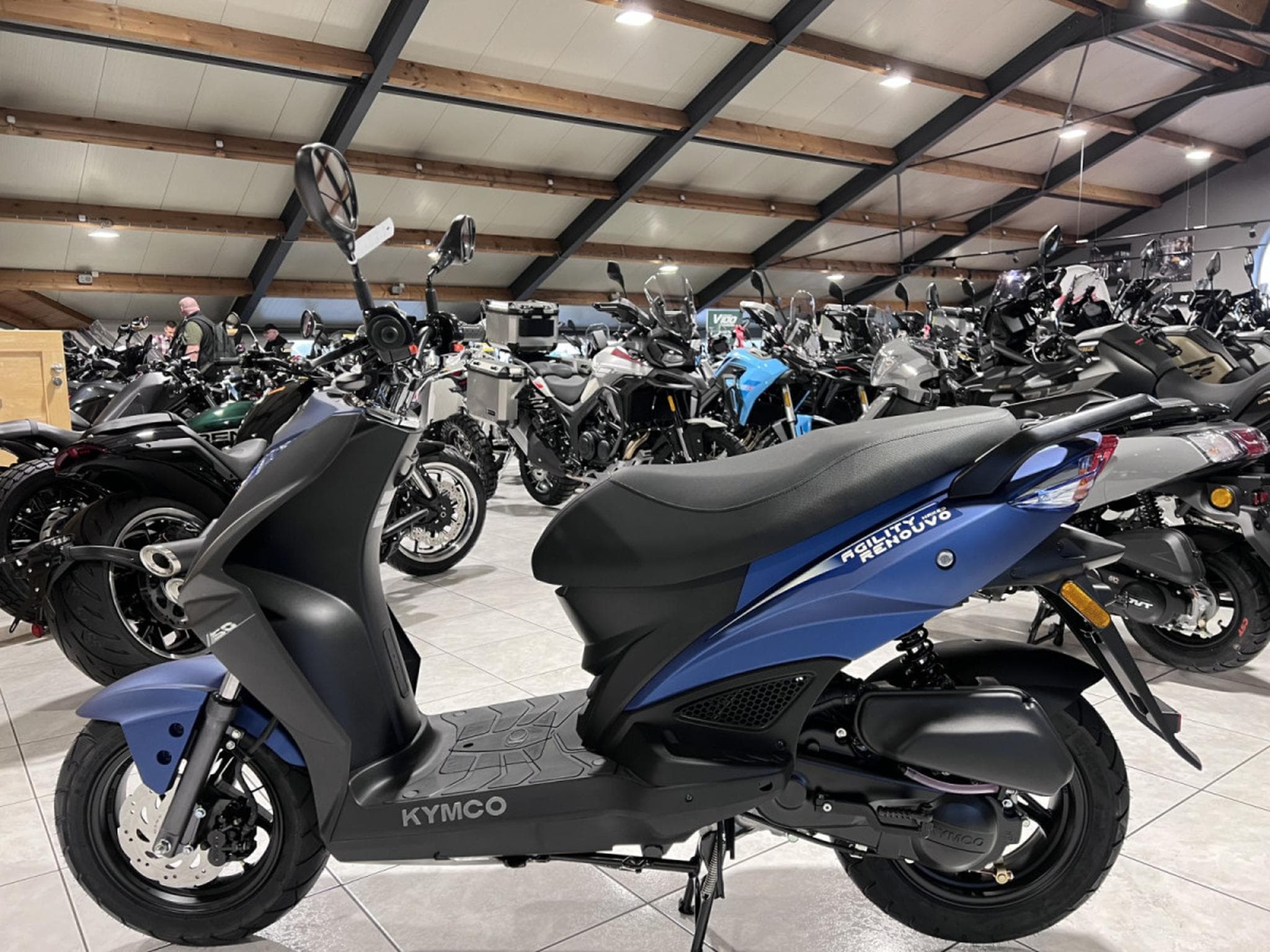 Kymco Agility RENOUVO CLASSE B 4T 45KM/H (2026) - Photo 4