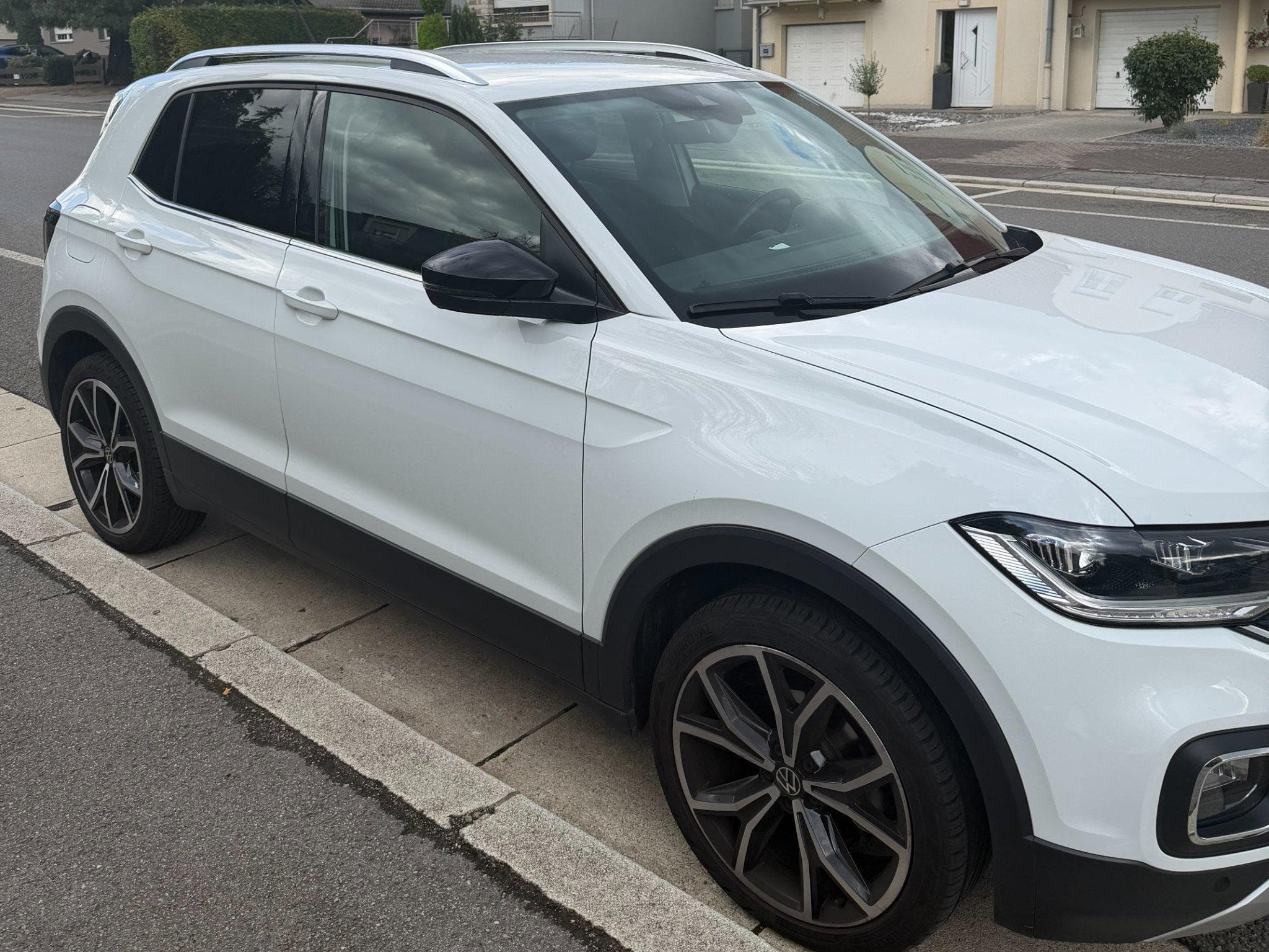 VW T-Cross Style 1.0 TSI 110 DSG7 - Excellent état (2023) - Photo 2