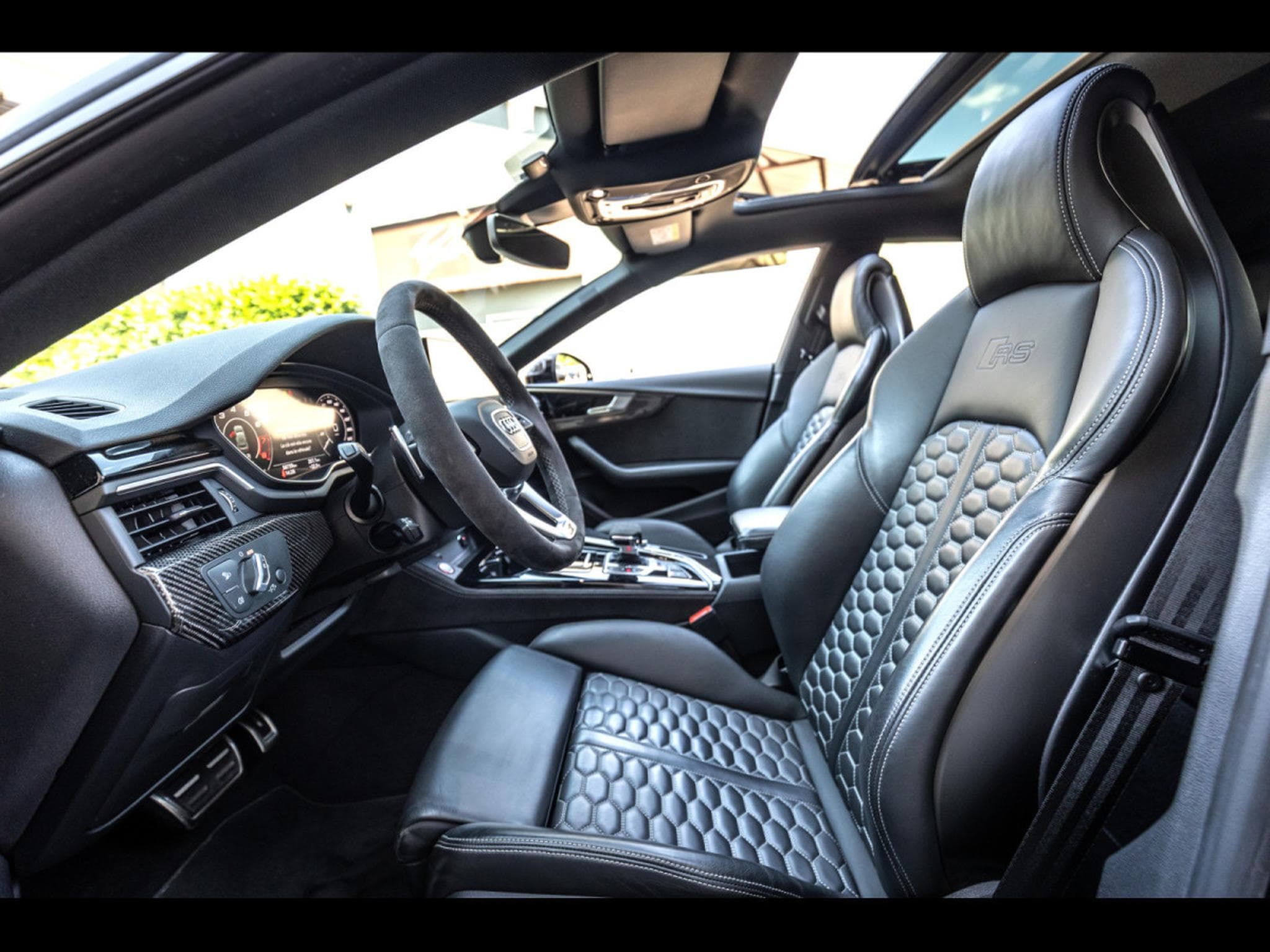Audi RS5 SPORTBACK 2.9 TFSI QUATTRO TIPTRONIC - PACK DESIGN BLACK PLU (2022) - Photo 10