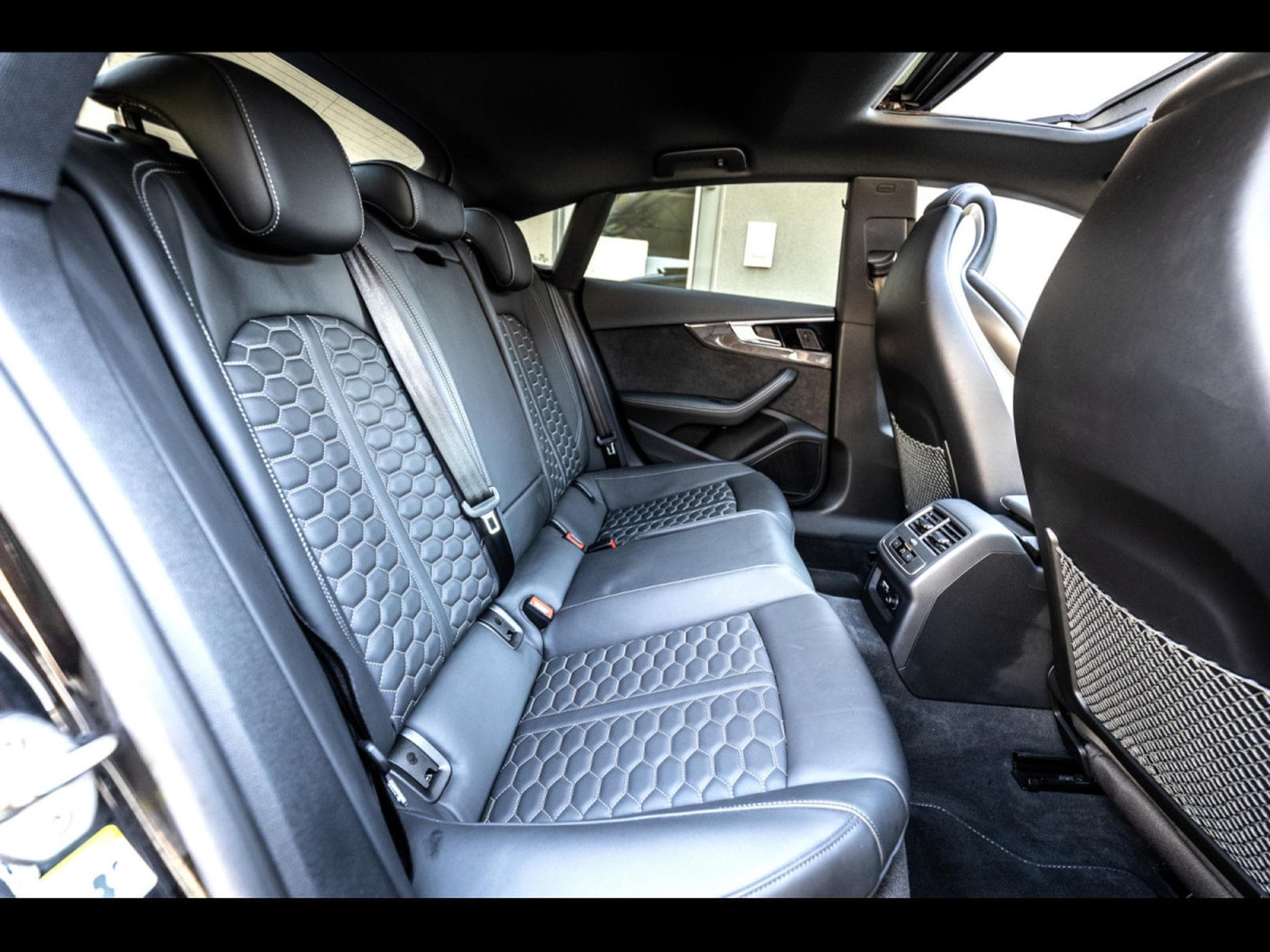 Audi RS5 SPORTBACK 2.9 TFSI QUATTRO TIPTRONIC - PACK DESIGN BLACK PLU (2022) - Photo 20