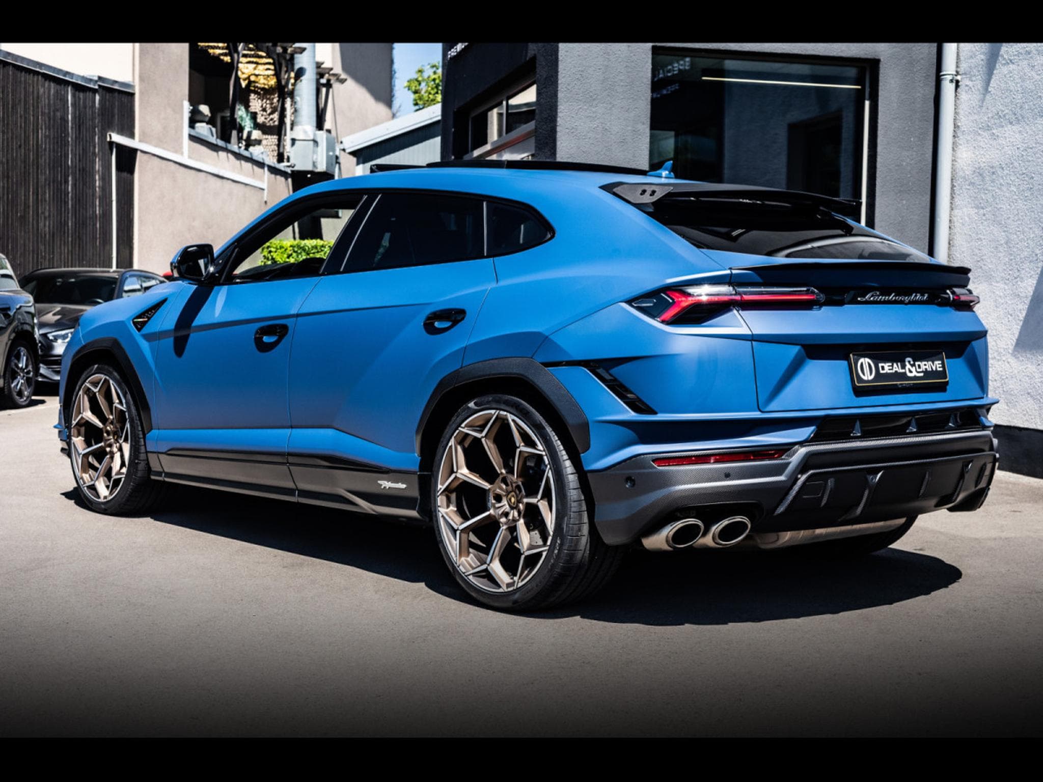 Lamborghini Urus PERFORMANTE 4.0 V8 666 CH - BLU GRIFO MATT - AD PERSONAM - A (2025) - Photo 3