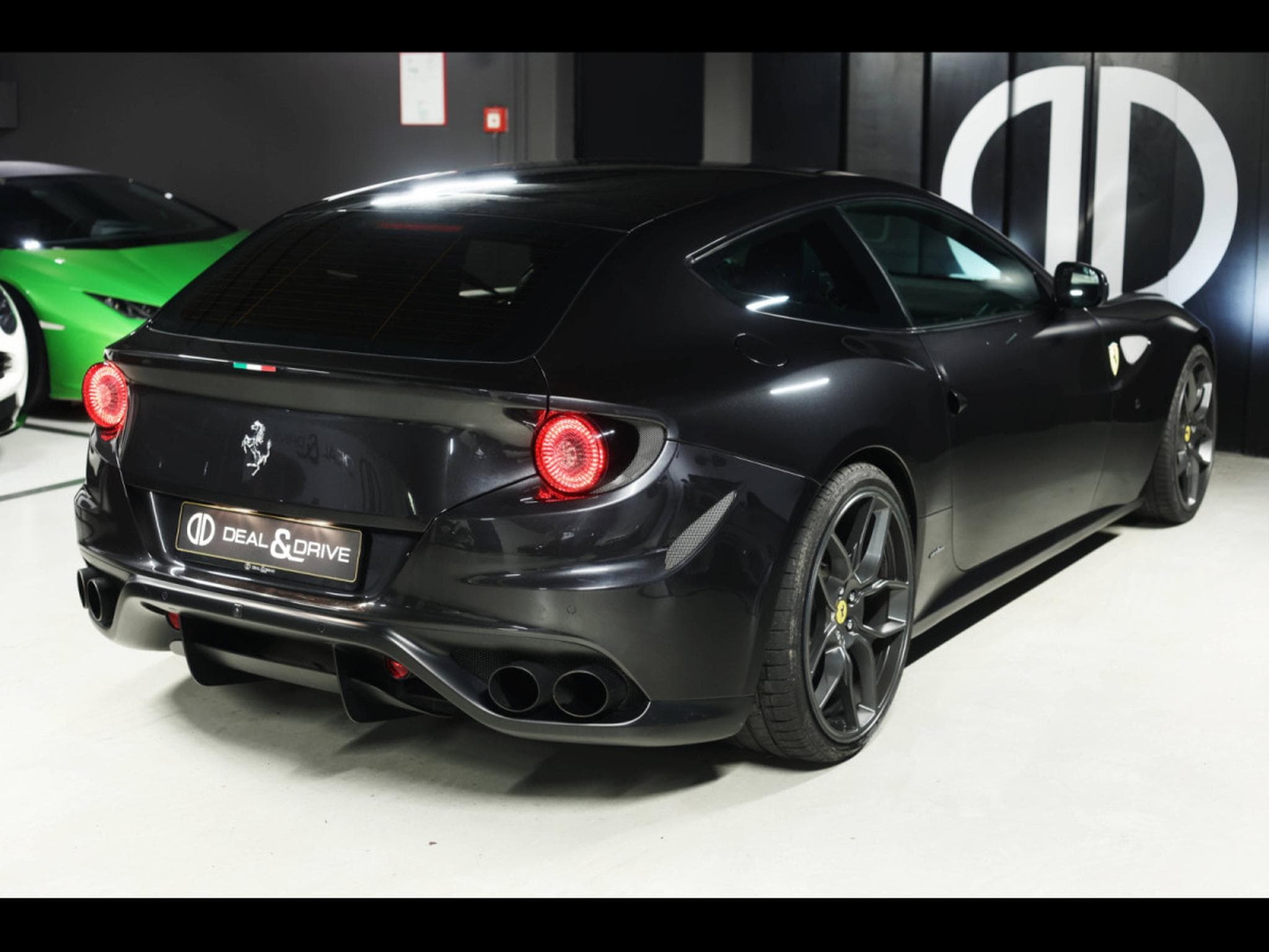 Ferrari FF 6.2 V12 4RM (661 CH) - NOVITEC (2013) - Photo 6