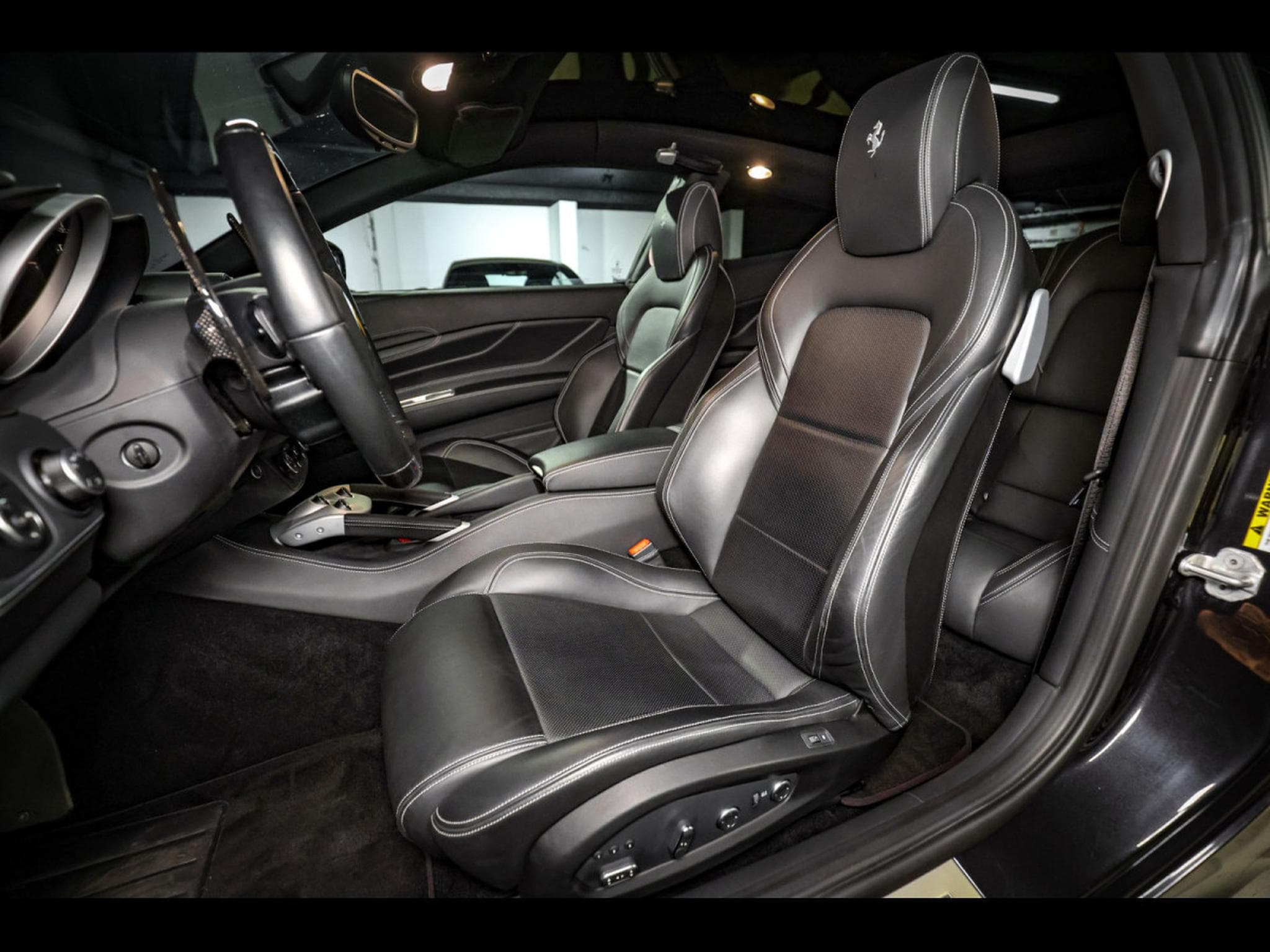 Ferrari FF 6.2 V12 4RM (661 CH) - NOVITEC (2013) - Photo 9