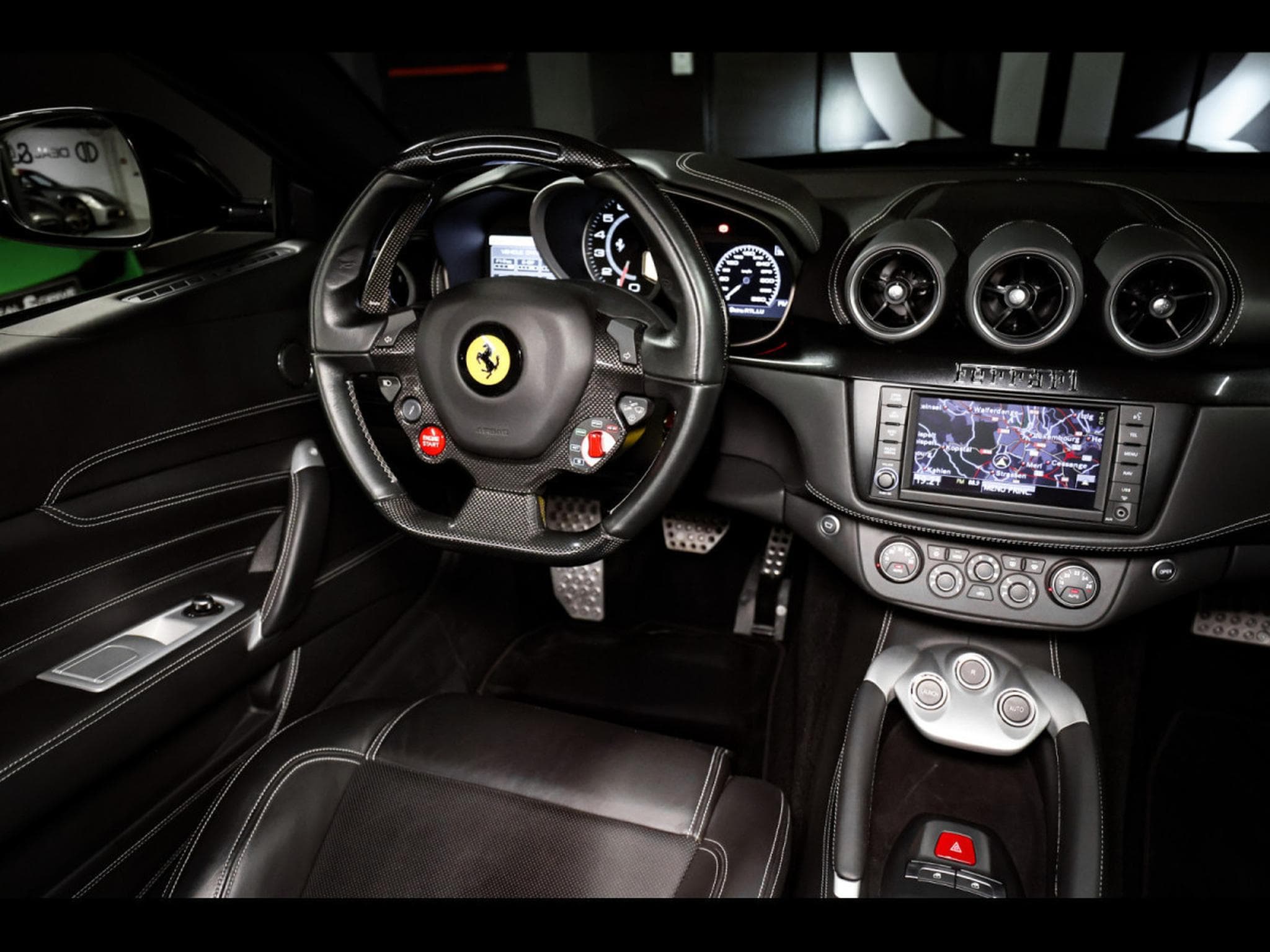 Ferrari FF 6.2 V12 4RM (661 CH) - NOVITEC (2013) - Photo 14