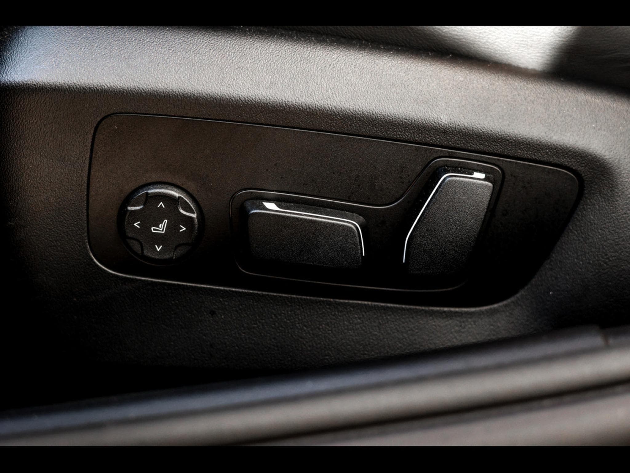 BMW M5 TOURING (G99) - BMW INDIVIDUAL GREY BLACK - PPF - IMMAT FR. (2025) - Photo 18