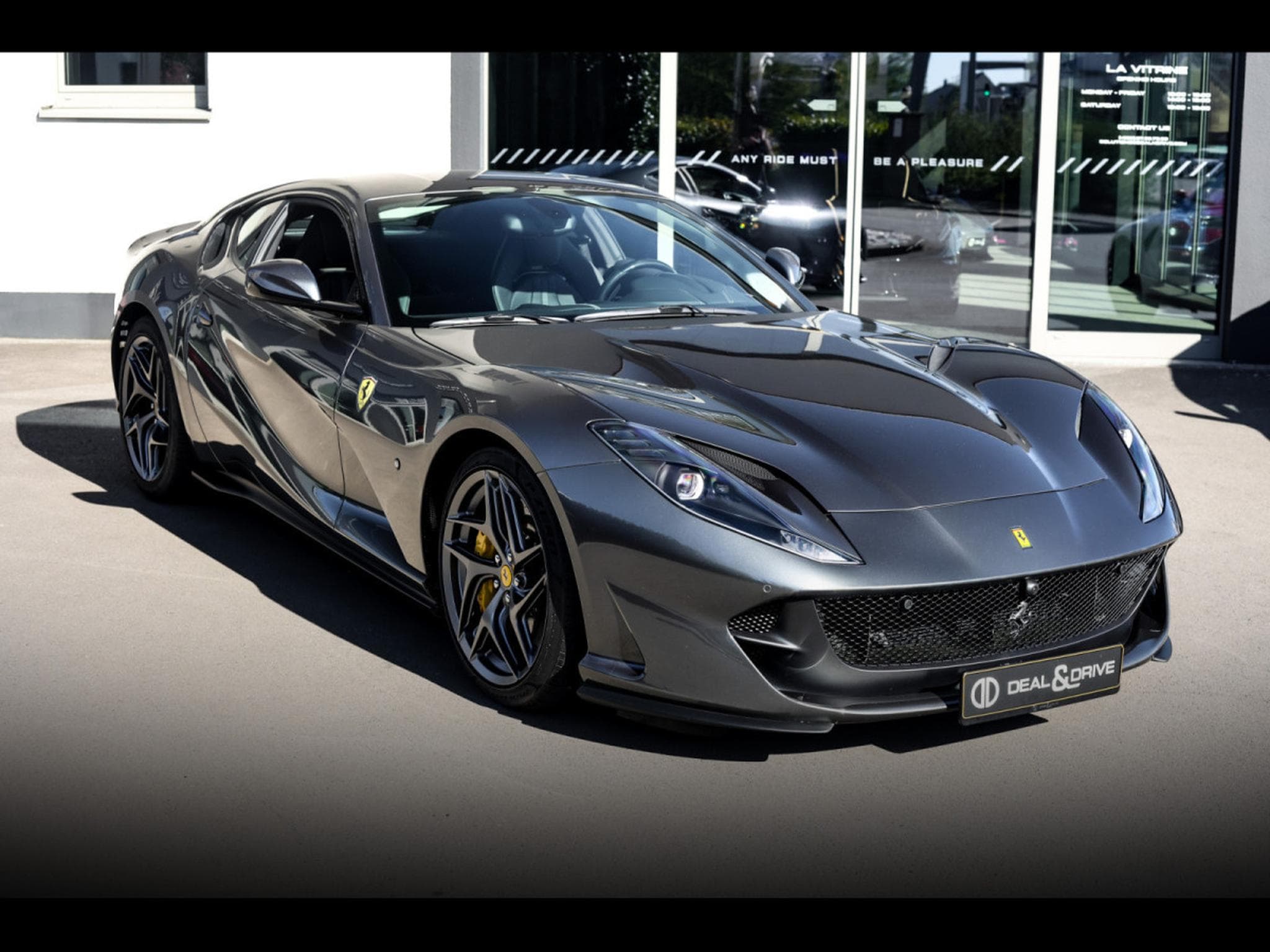 Ferrari 812 Superfast 6.5 V12 - POWER15 02/2027 - GRIGIO SILVERSTONE - P (2018) - Photo 7