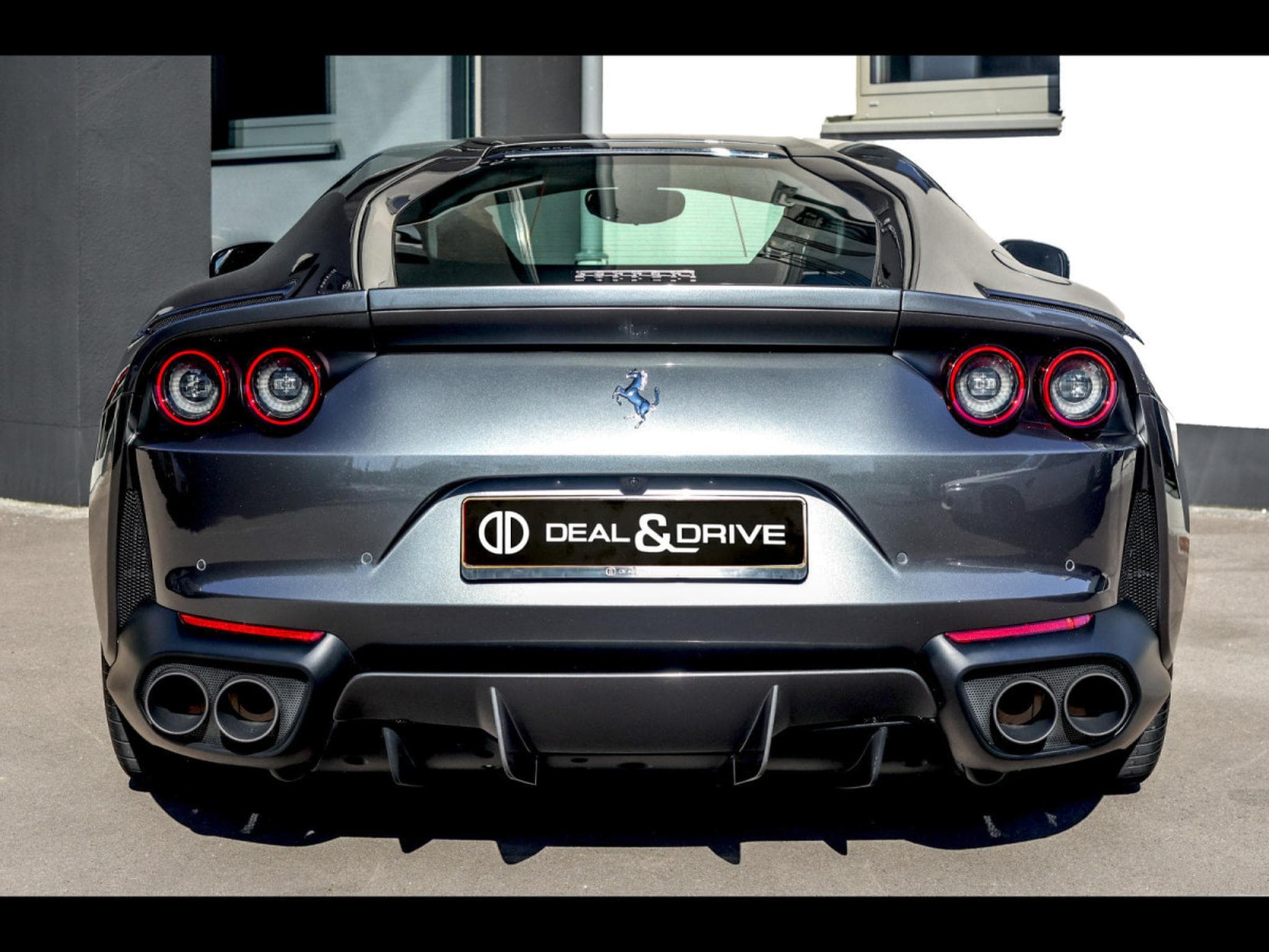 Ferrari 812 Superfast 6.5 V12 - POWER15 02/2027 - GRIGIO SILVERSTONE - P (2018) - Photo 4