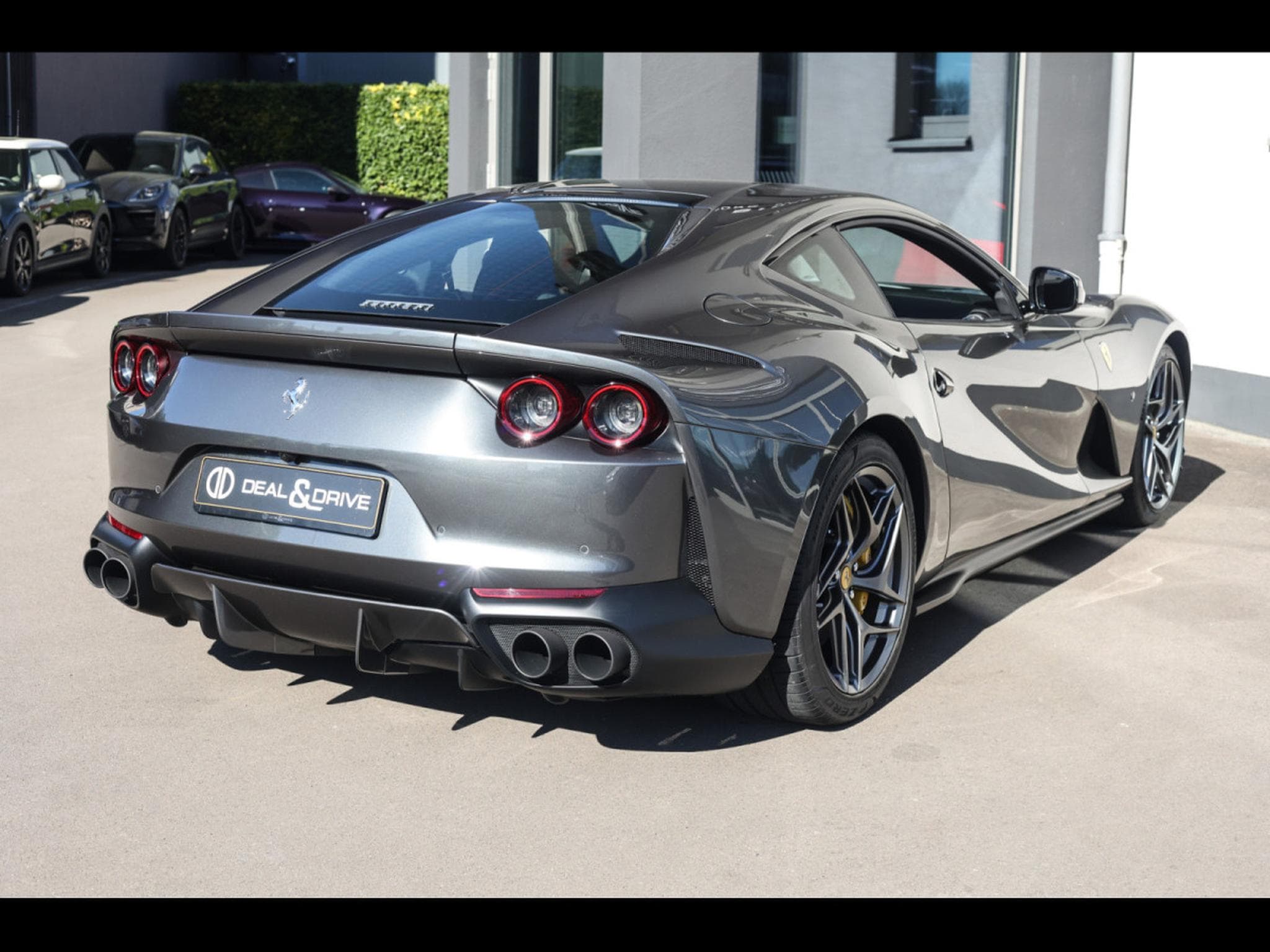 Ferrari 812 Superfast 6.5 V12 - POWER15 02/2027 - GRIGIO SILVERSTONE - P (2018) - Photo 6