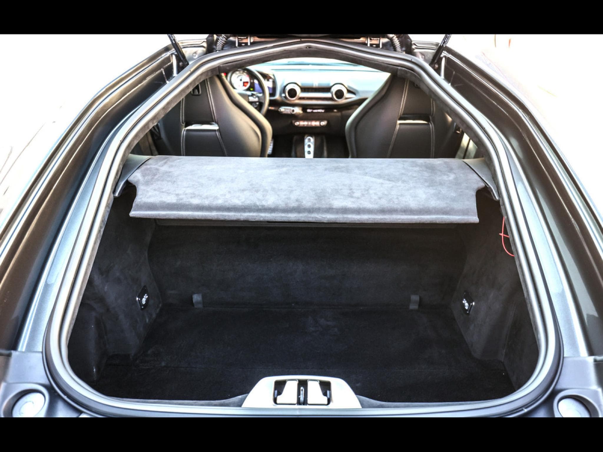 Ferrari 812 Superfast 6.5 V12 - POWER15 02/2027 - GRIGIO SILVERSTONE - P (2018) - Photo 13