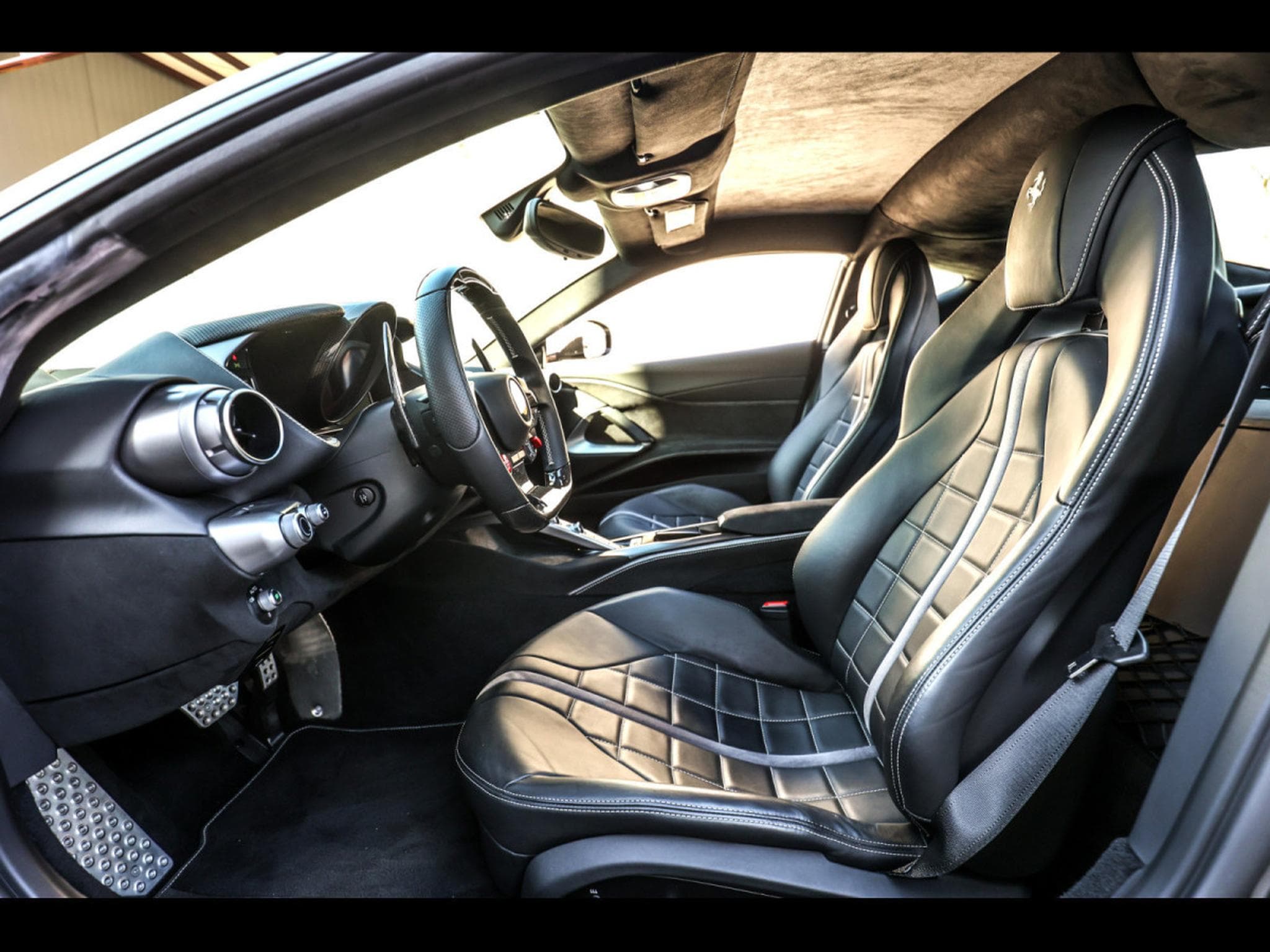 Ferrari 812 Superfast 6.5 V12 - POWER15 02/2027 - GRIGIO SILVERSTONE - P (2018) - Photo 18