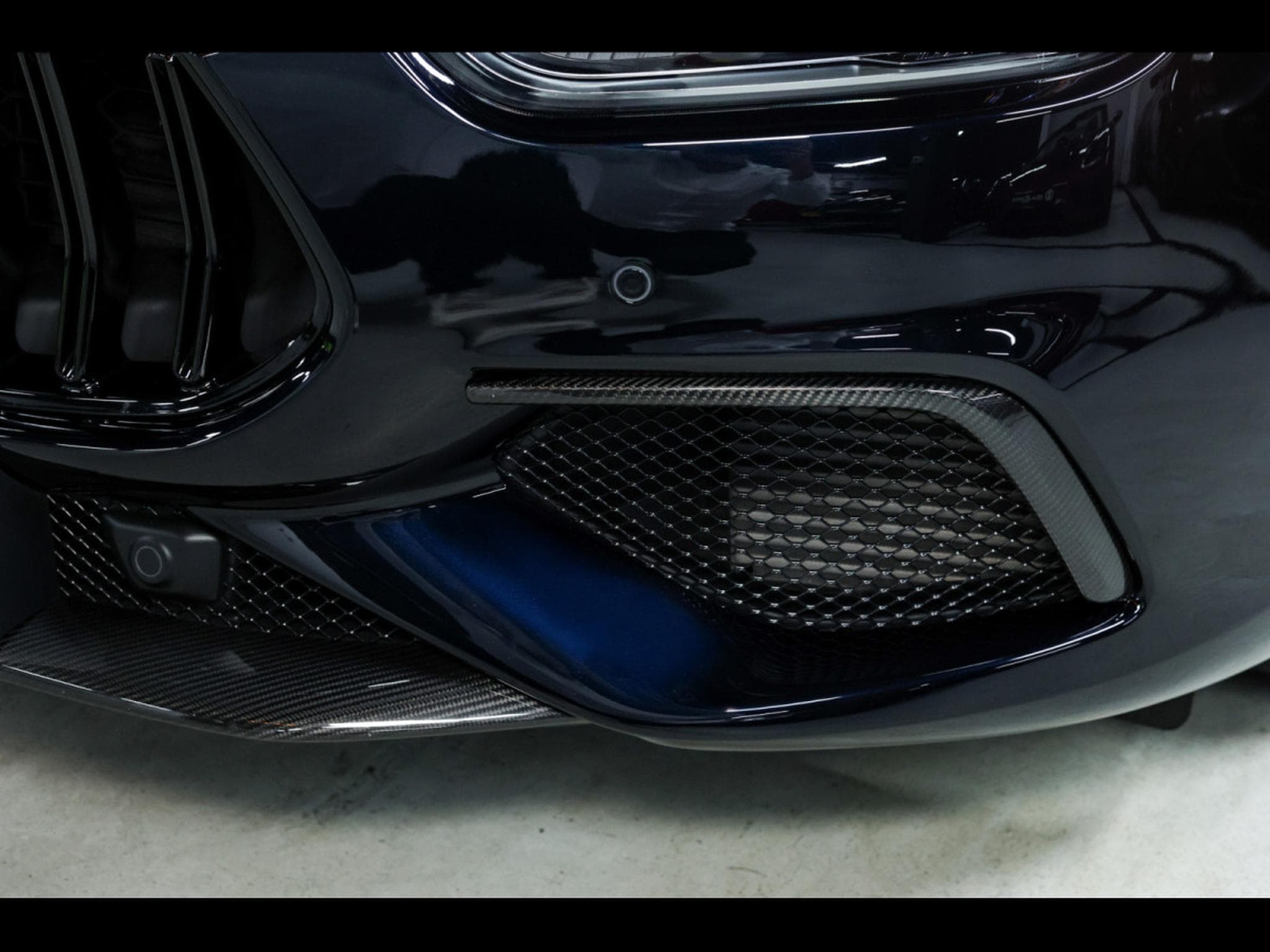 Maserati Ghibli TROFEO 3.8 V8 RWD (580 CH) - CARBON PACK INT / EXT (2023) - Photo 20