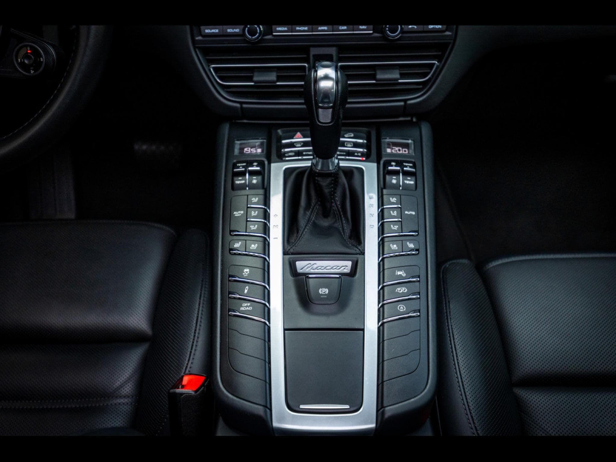 Porsche Macan II 3.0 S PDK (354 CH) - JET BLACK METALLIC (2020) - Photo 18