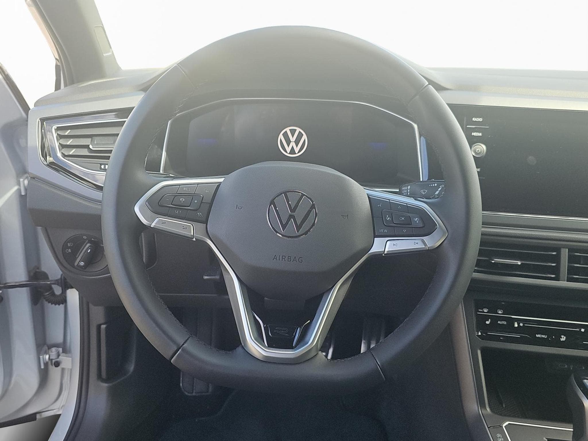 VW Polo R-Line (2026) - Photo 8
