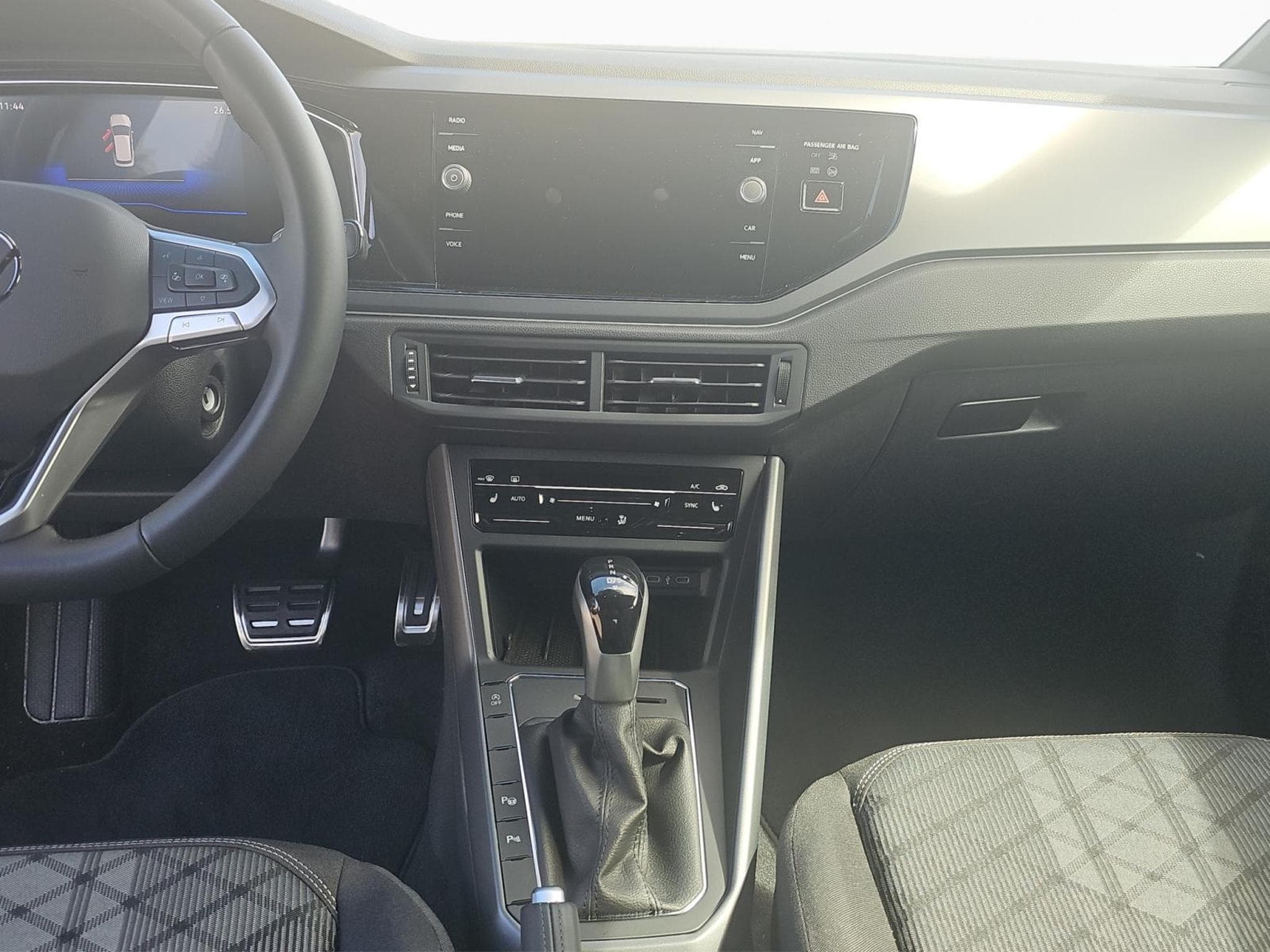 VW Polo R-Line (2026) - Photo 11