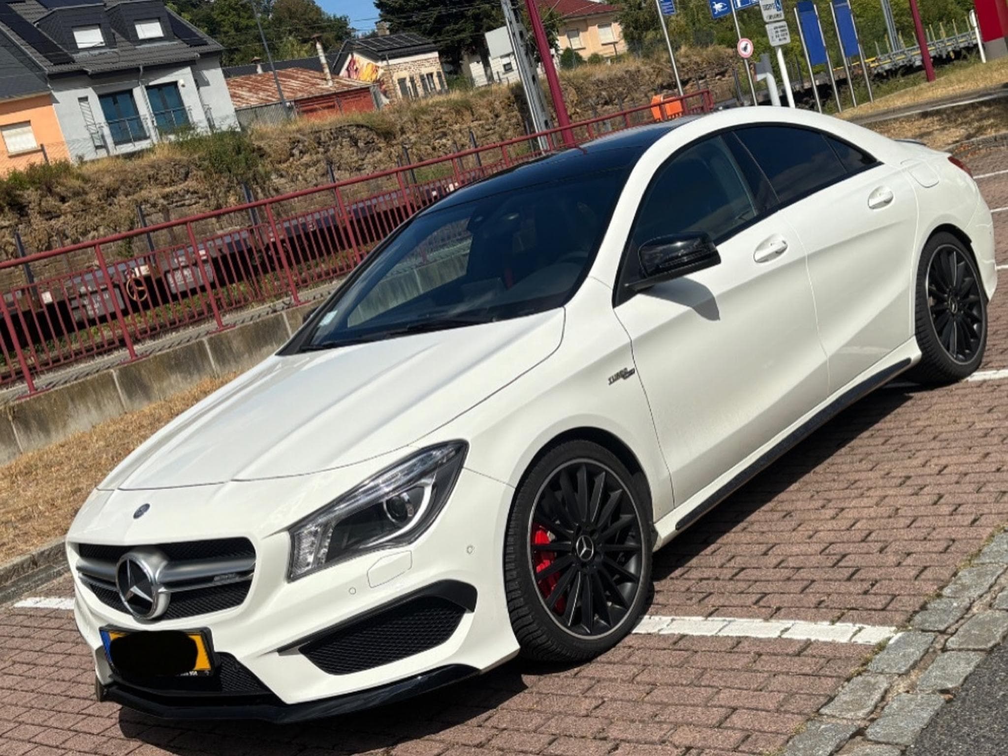 Mercedes CLA 45 AMG Amg (2015) - Photo 1