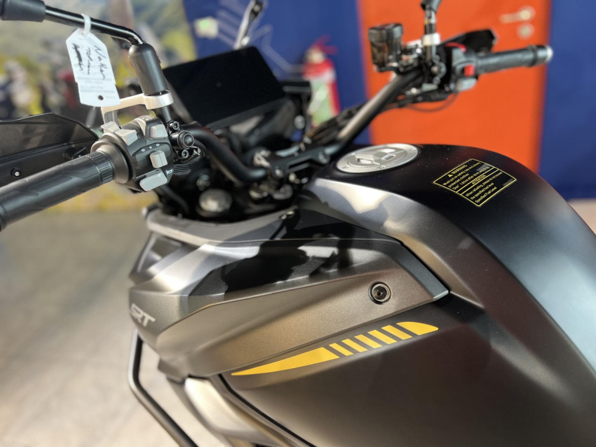 QJmotor SRT 800 SX TOURING (2026) - Photo 6