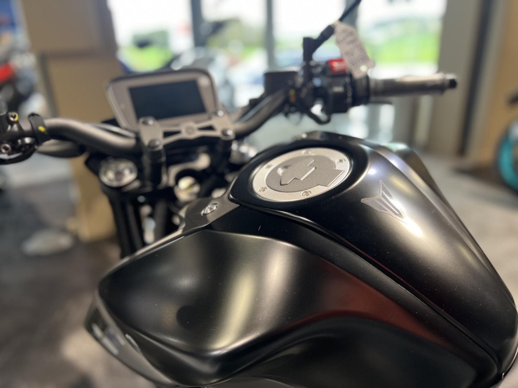 Yamaha MT125 TECH BLACK (2026) - Photo 3
