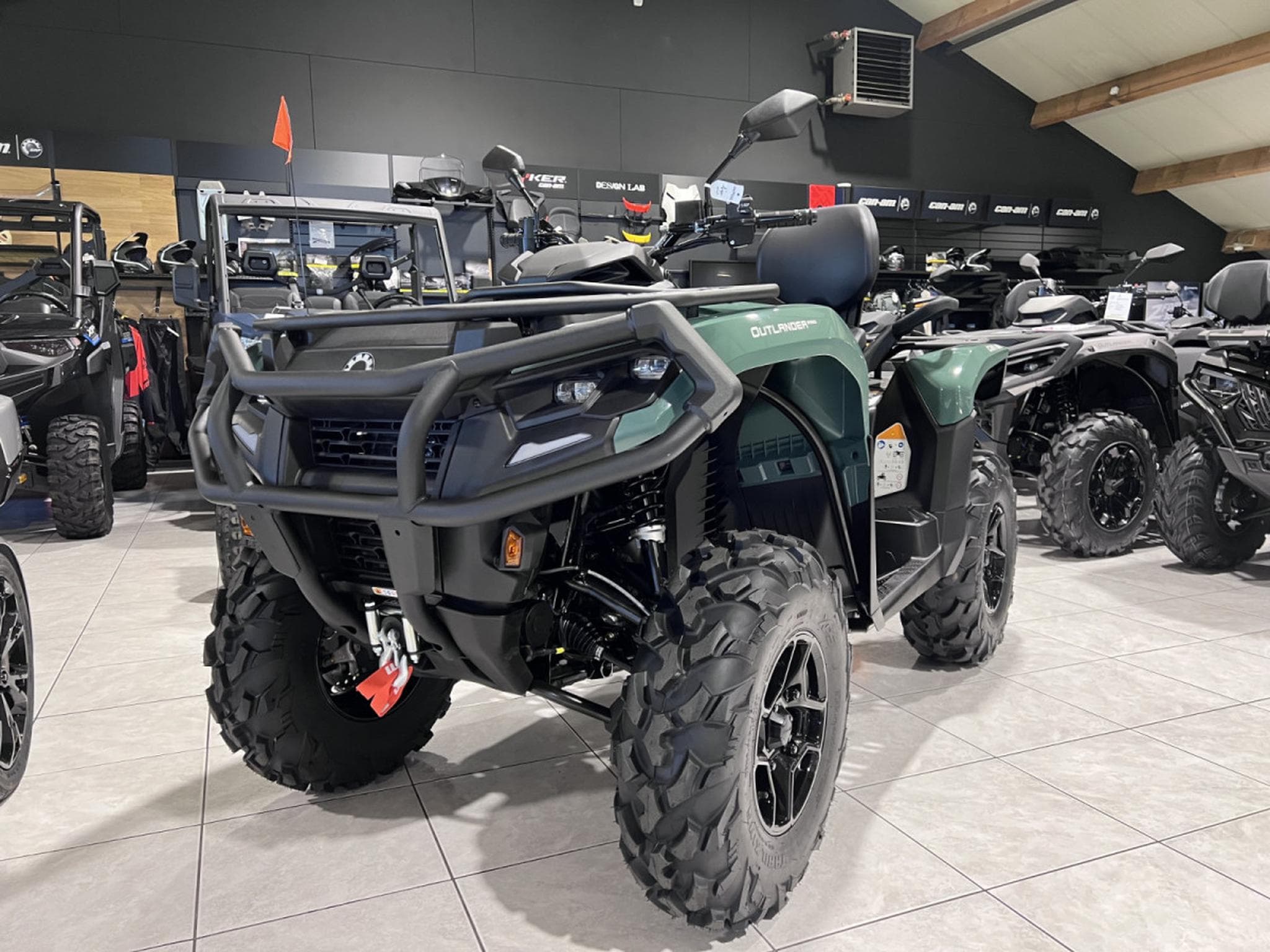 BRP Can-Am Outlander Max MY26 PRO XU T HD7  T3B 60 km/h (2026) - Photo 2