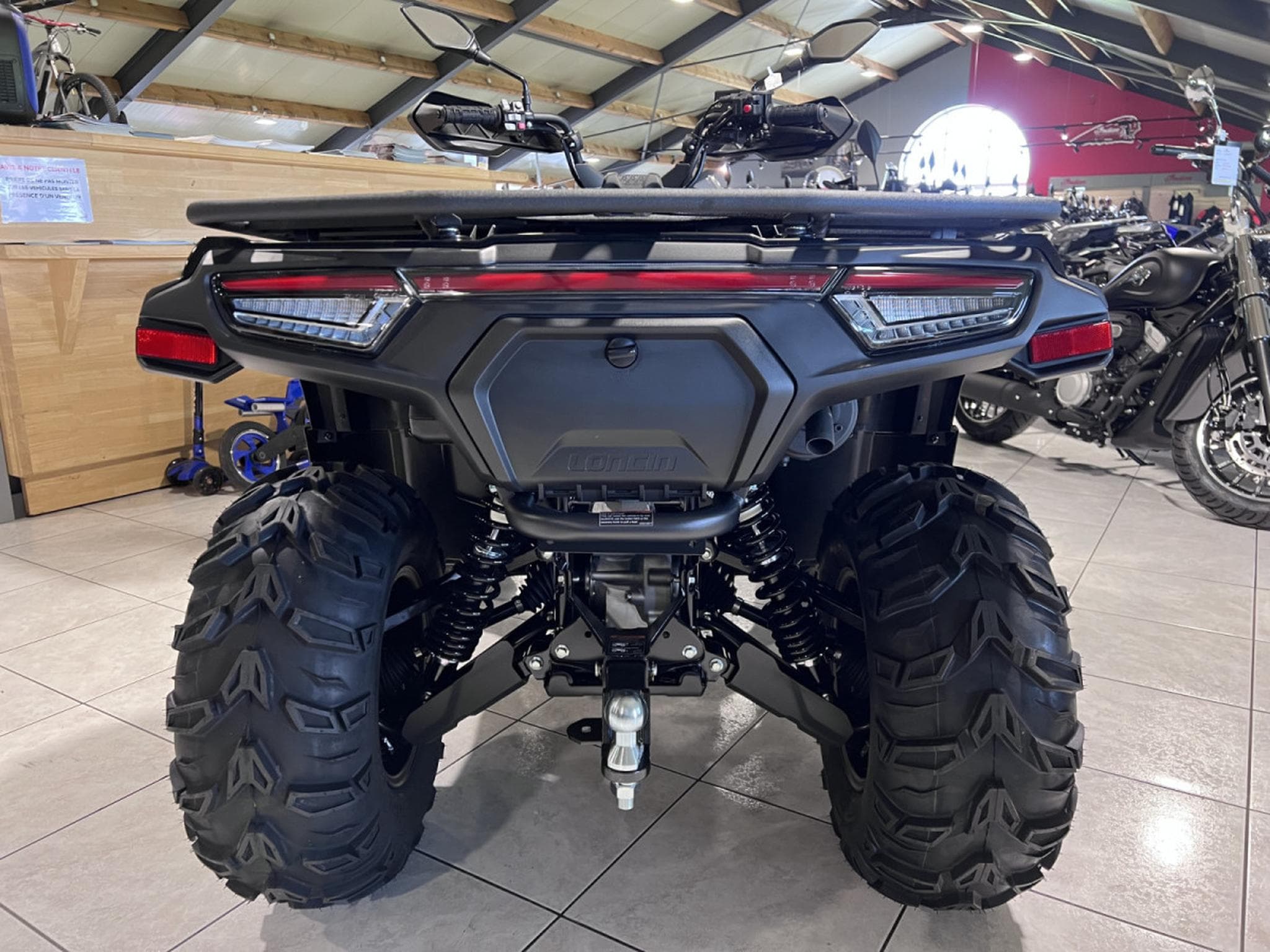 Loncin XWOLF 550K T3 b 60 km/h (2026) - Photo 4