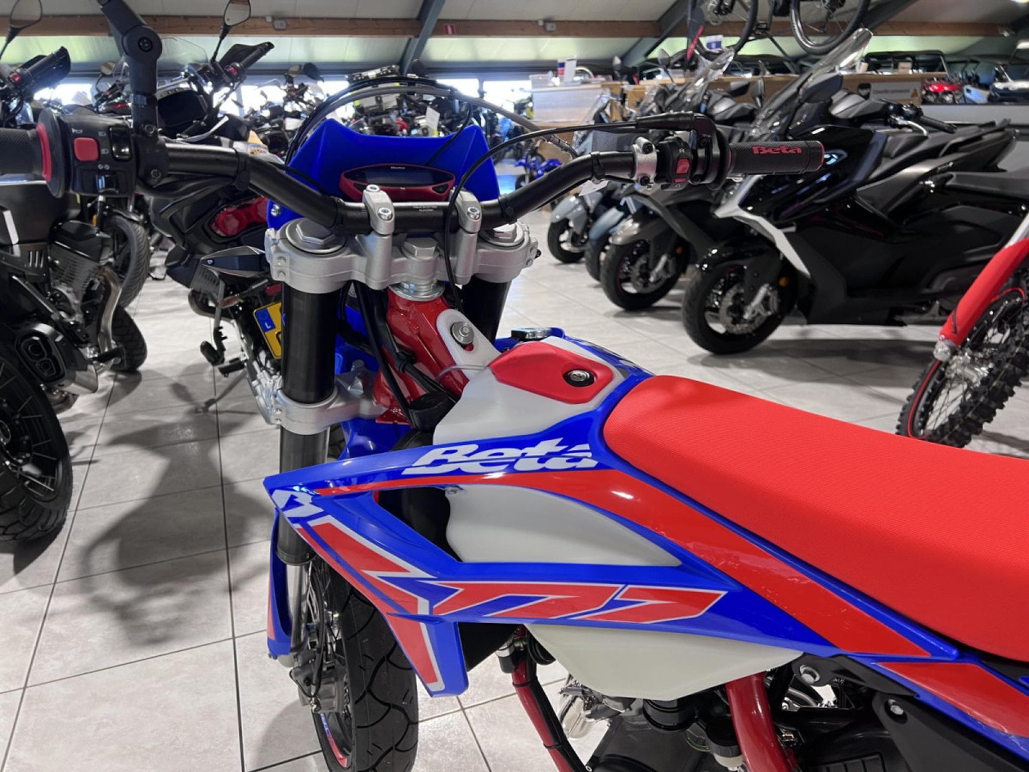 Beta RR Motard 50 TRACK (2026) - Photo 4