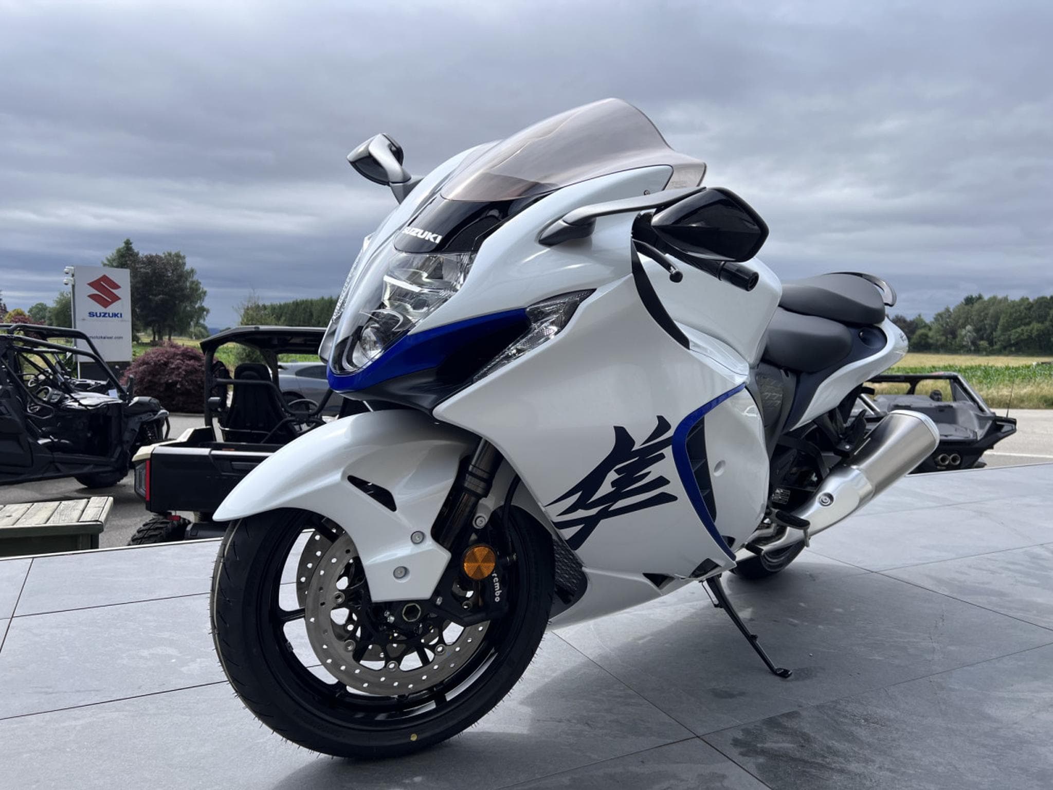 Suzuki Hayabusa 1300 (2026) - Photo 2