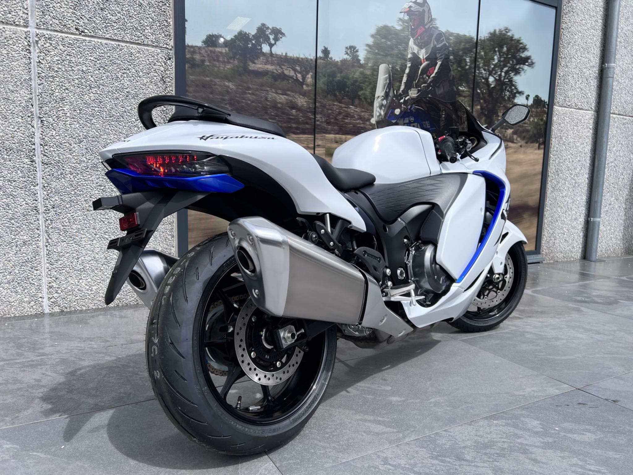 Suzuki Hayabusa 1300 (2026) - Photo 3