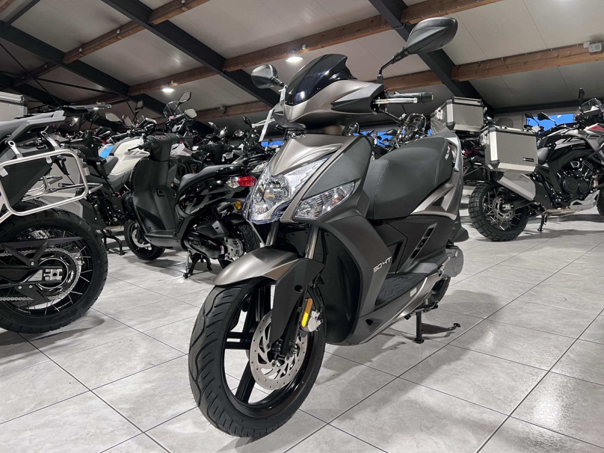 Kymco Agility 50 16+ CLASSE A 25 km/h (2026) - Foto 2