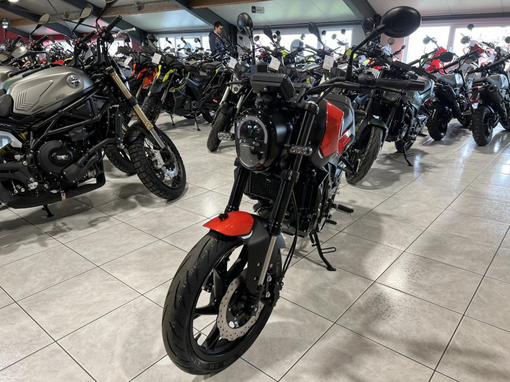 Benelli Leoncino 125 (2026) - Photo 5