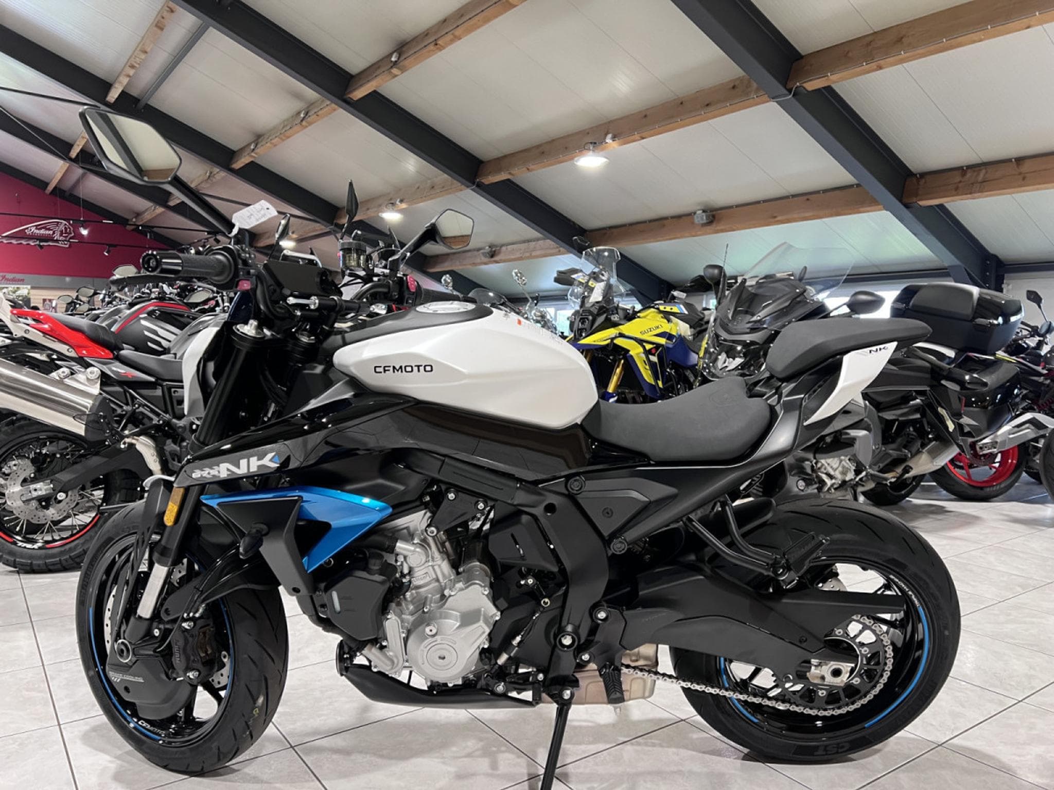 CF Moto 675 NK (2026) - Photo 4