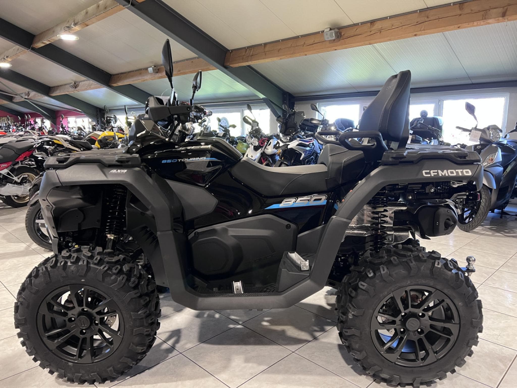 CF Moto CForce 850 T3 no ABS 60 km/h (2026) - Photo 4