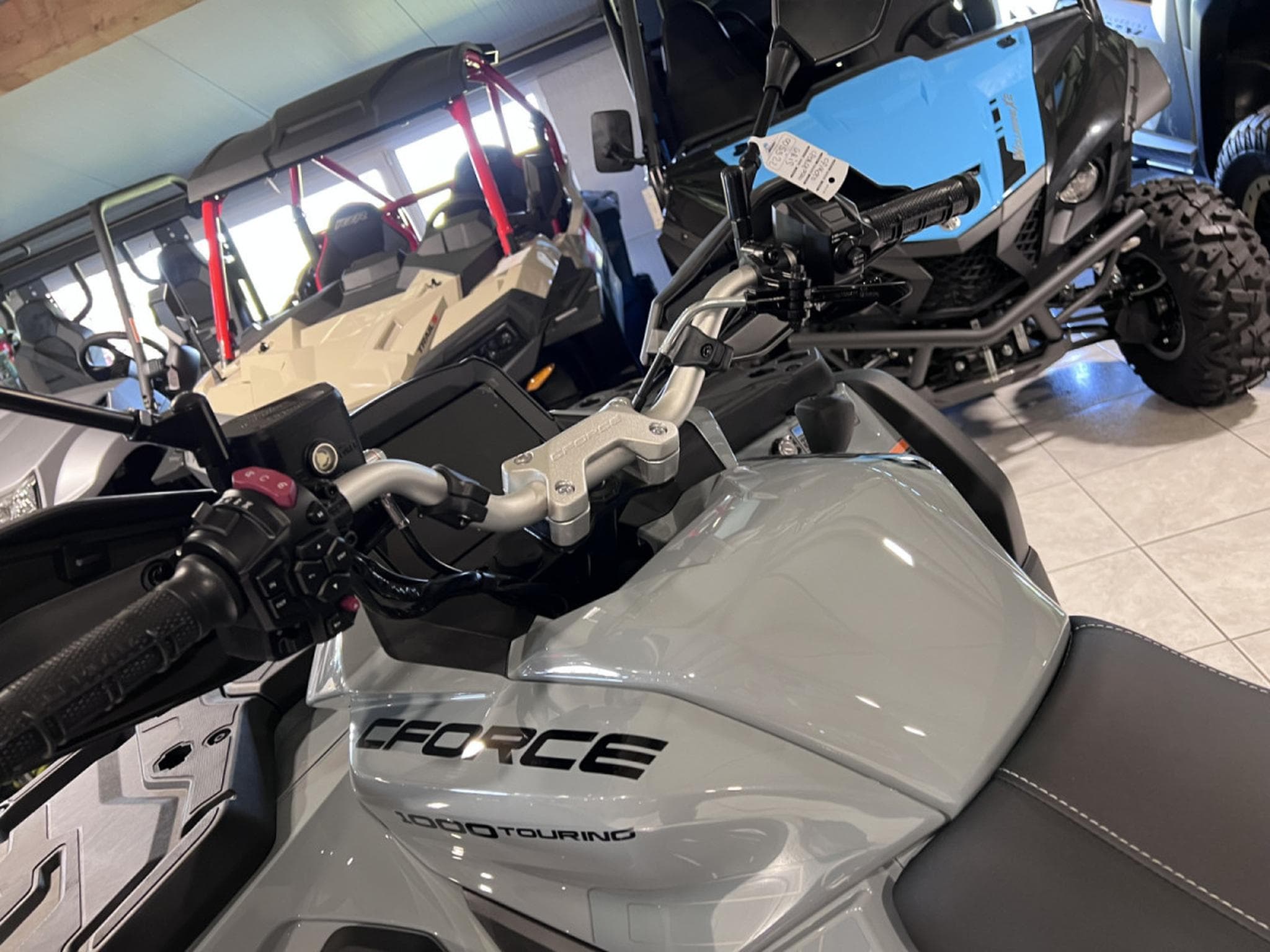 CF Moto CForce 1000 T3 AGRI NO ABS 60 KM/H (2026) - Photo 7