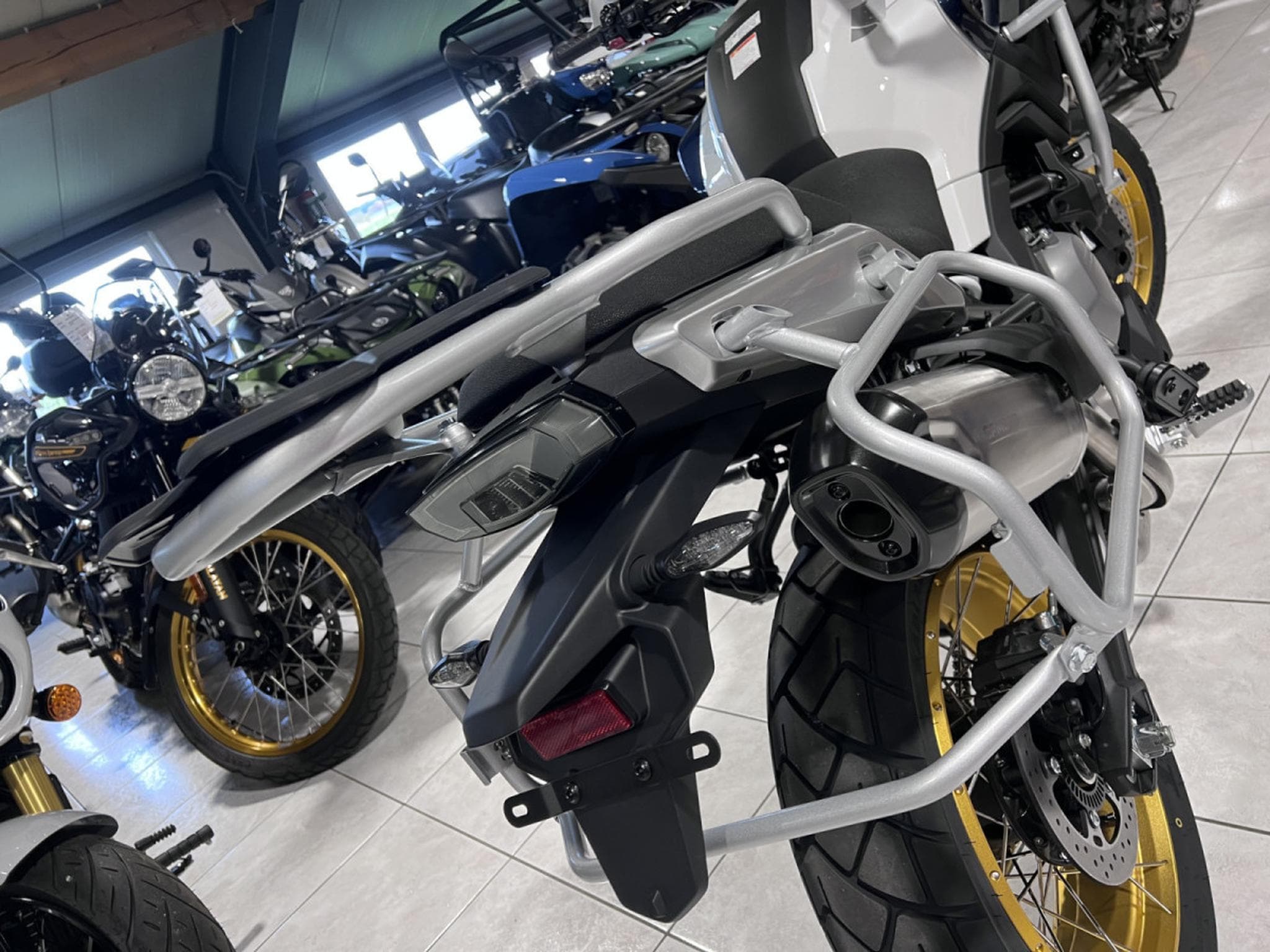 CF Moto 700 MT ADV (2026) - Photo 3