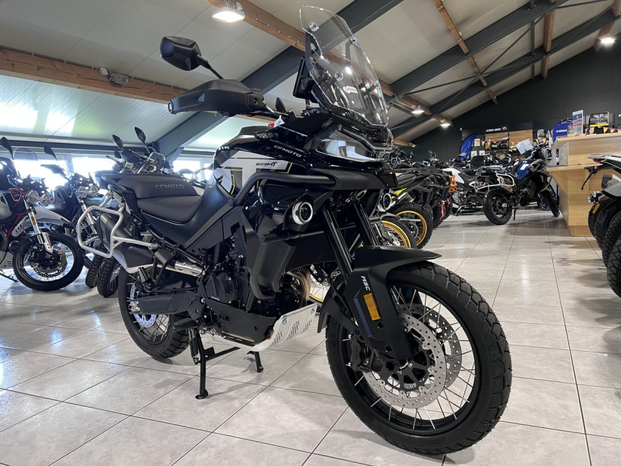 CF Moto MT EXPLORER GT (2026) - Photo 6