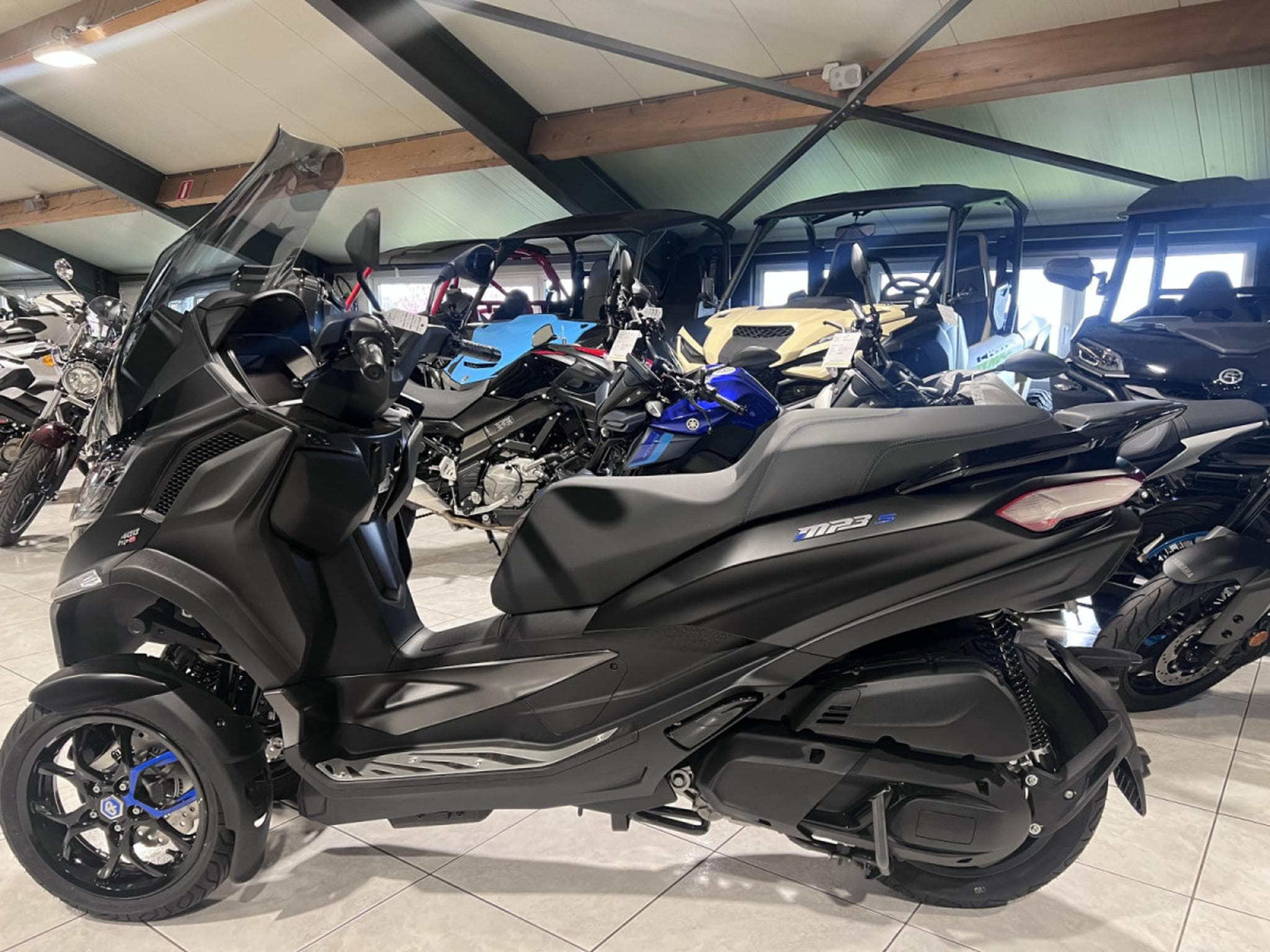 Piaggio MP3 SPORT (2026) - Photo 4