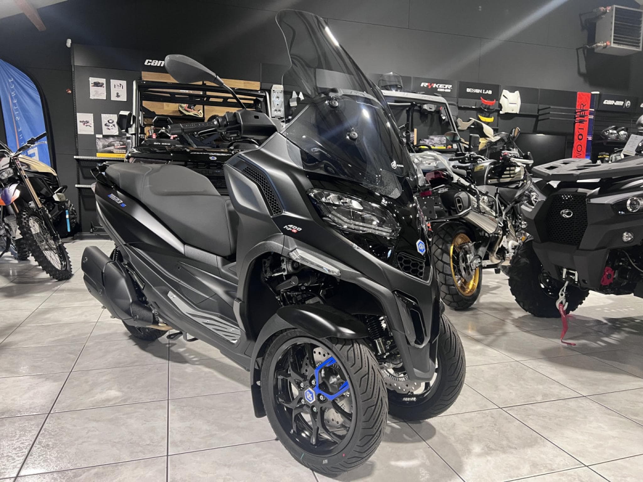 Piaggio MP3 SPORT (2026) - Photo 7
