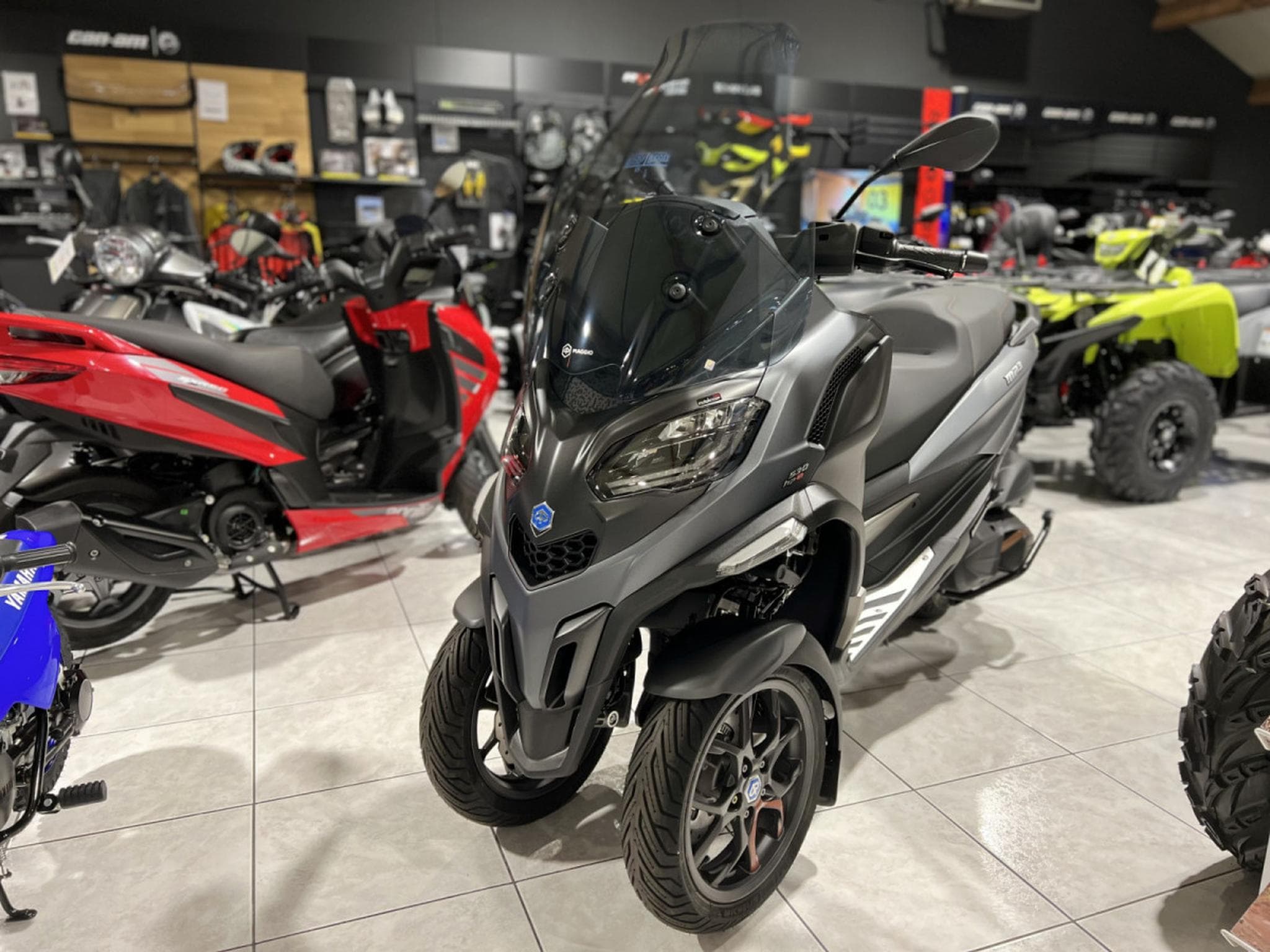 Piaggio MP3 (2026) - Photo 4