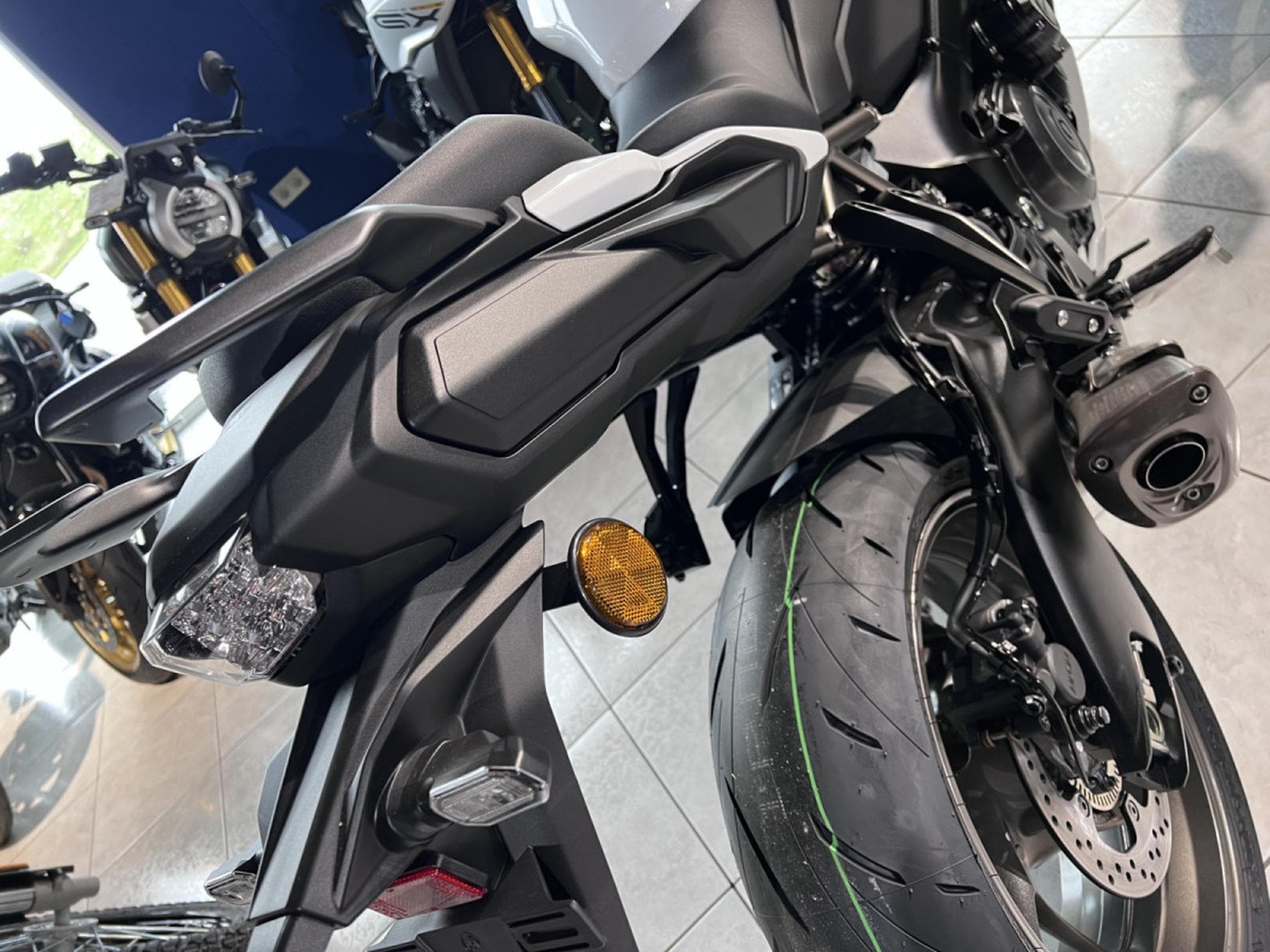 Suzuki GSX-S 1000 GT (2026) - Photo 5