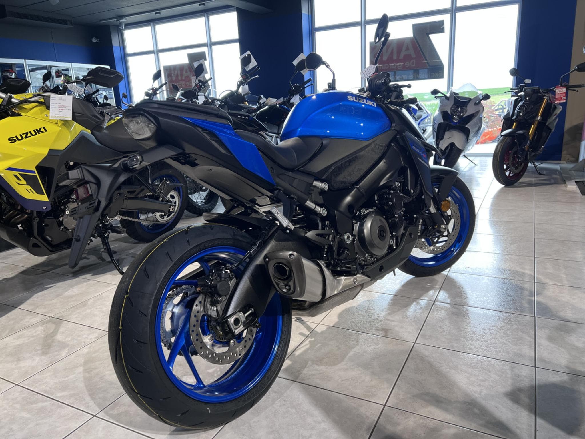 Suzuki GSX-S (2026) - Photo 3