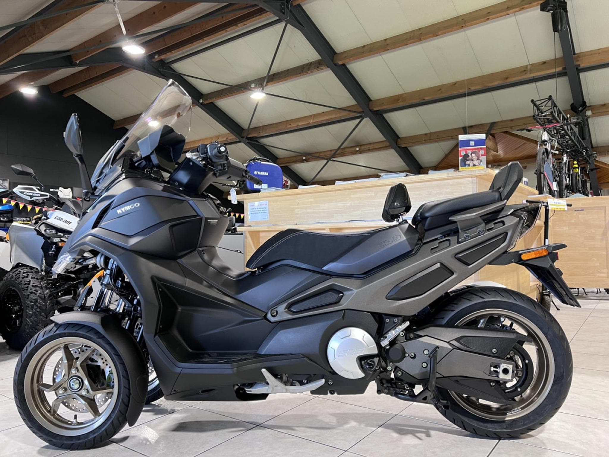 Kymco CV3 575 (2026) - Photo 4