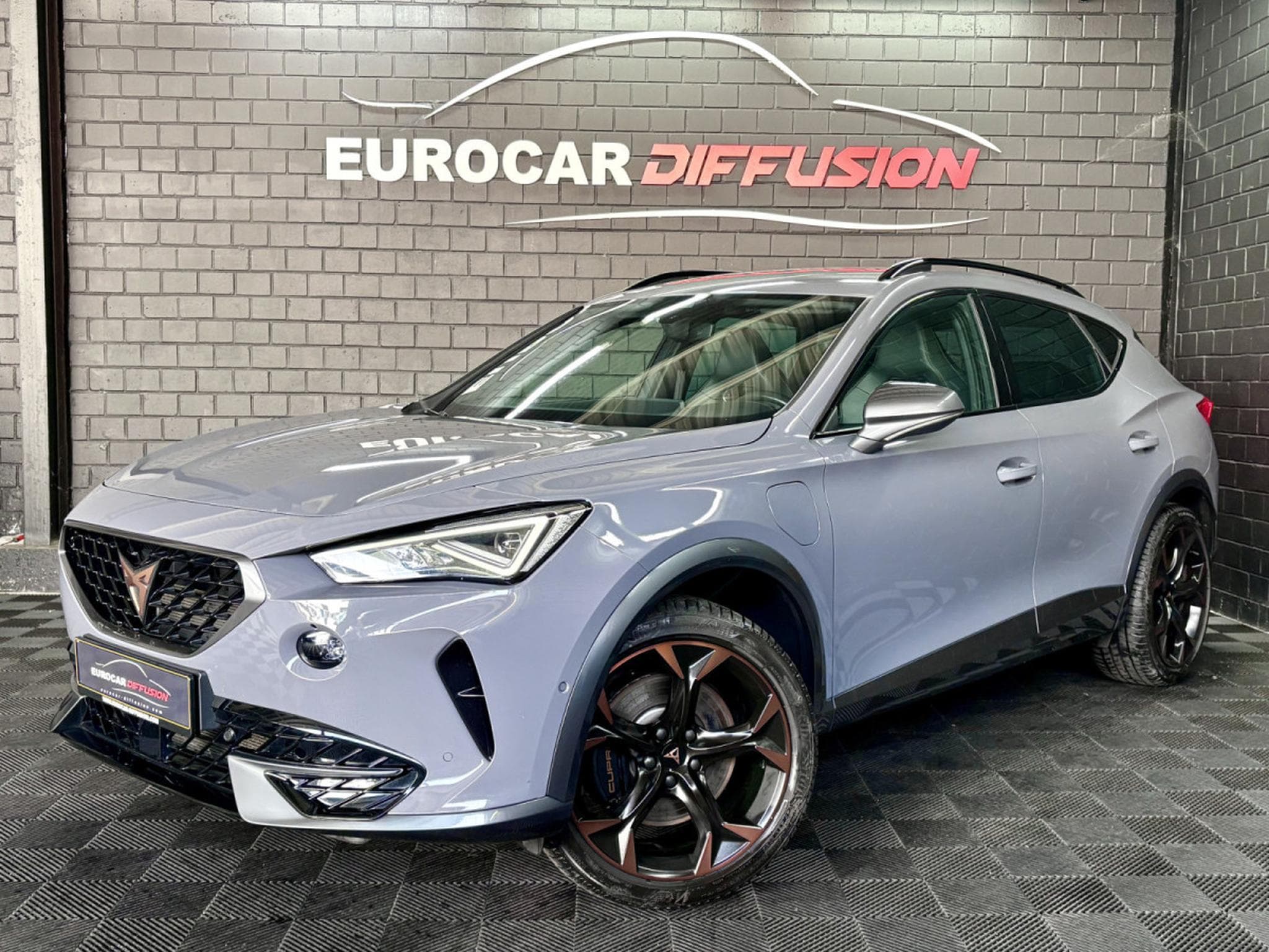 Cupra Formentor VZ 245CV eHybrid PHEV DSG6 *CAM* *ATTELAGE* HAYON* (2023) - Foto 1