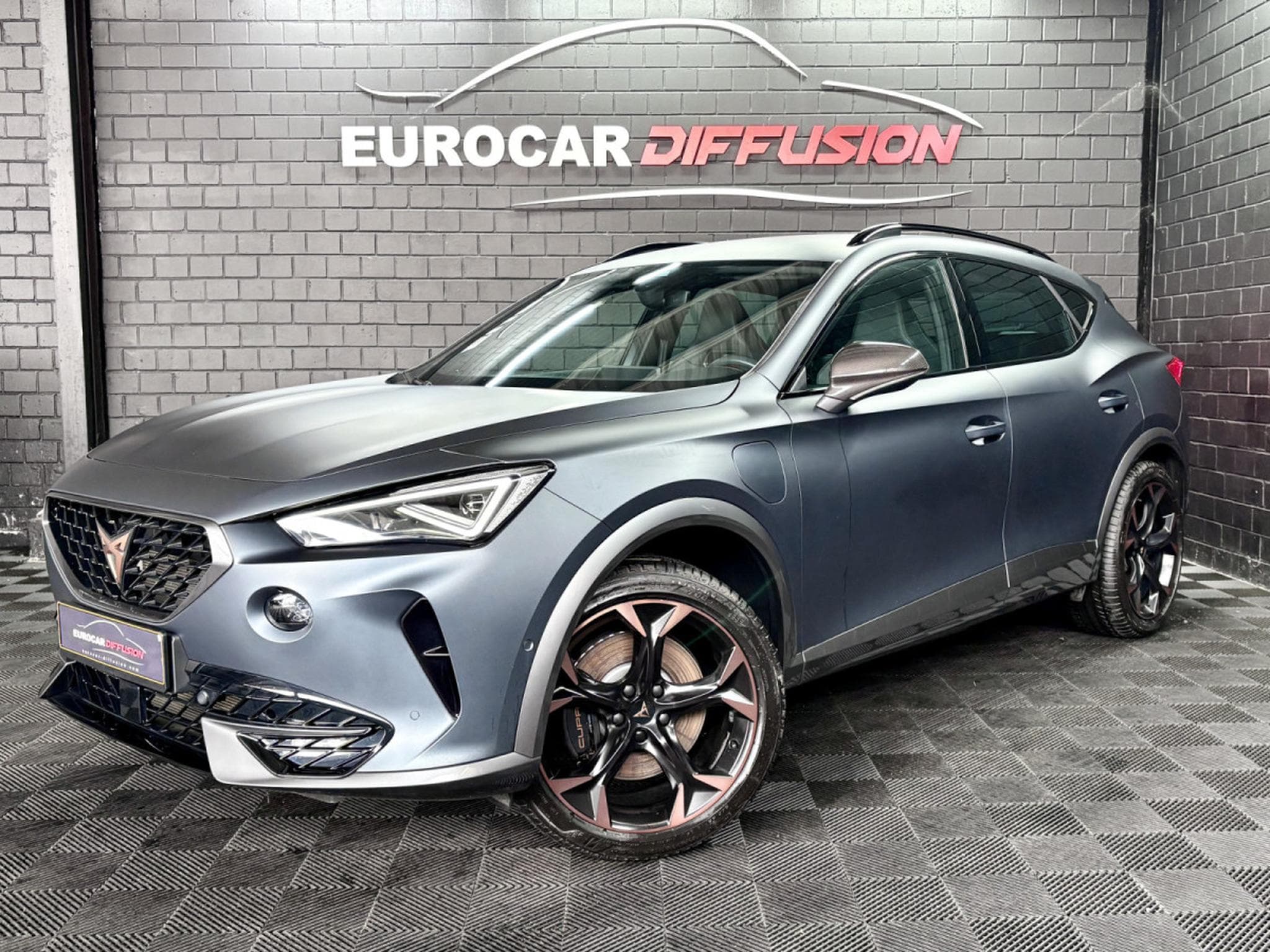 Cupra Formentor VZ 245CV eHybrid DSG6 *BEATS* MATRIX * CARBONE * (2023) - Foto 1