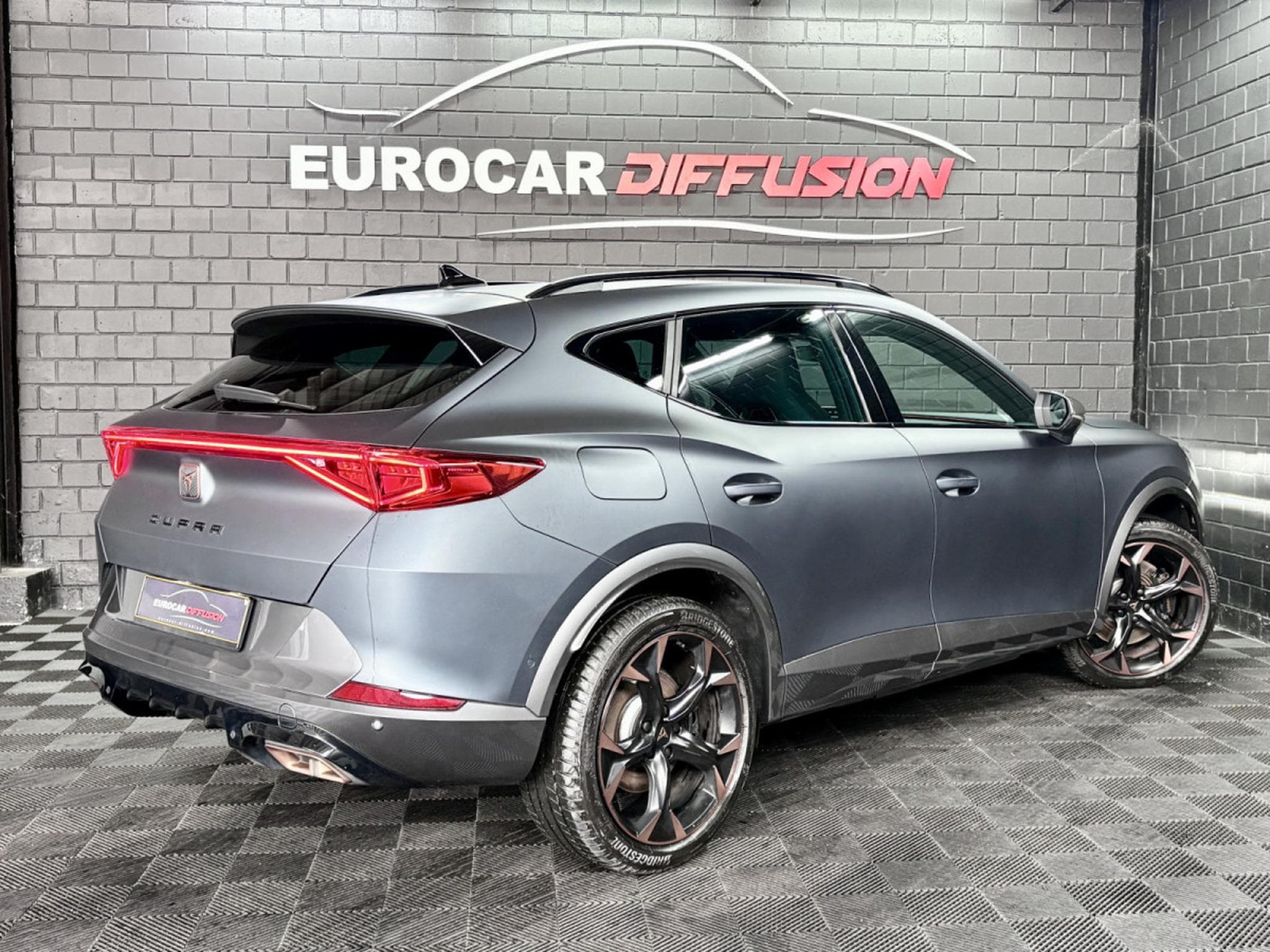 Cupra Formentor VZ 245CV eHybrid DSG6 *BEATS* MATRIX * CARBONE * (2023) - Foto 6