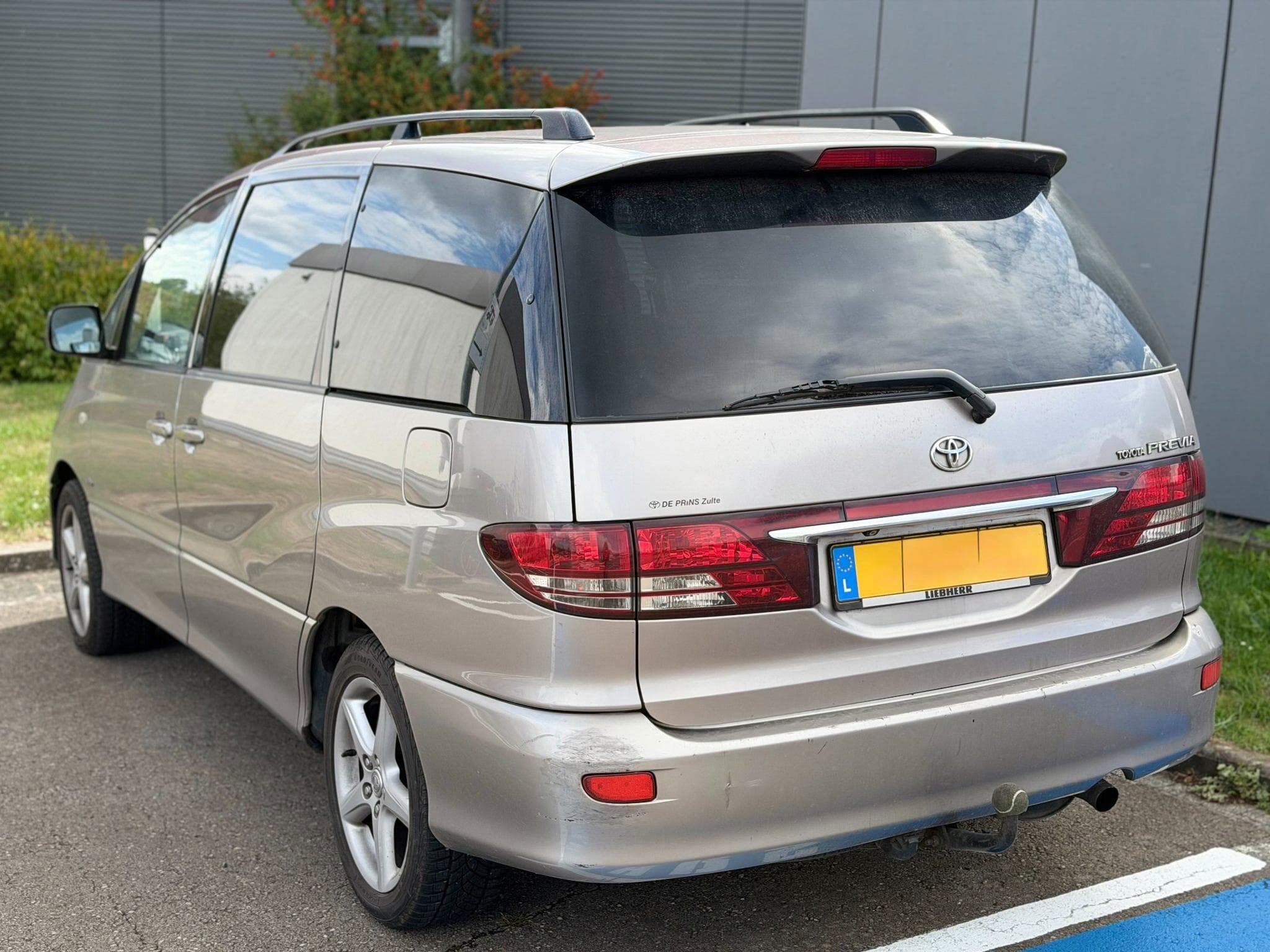 Toyota Previa 2.0 D4d 116 7pl (2006) - Photo 4